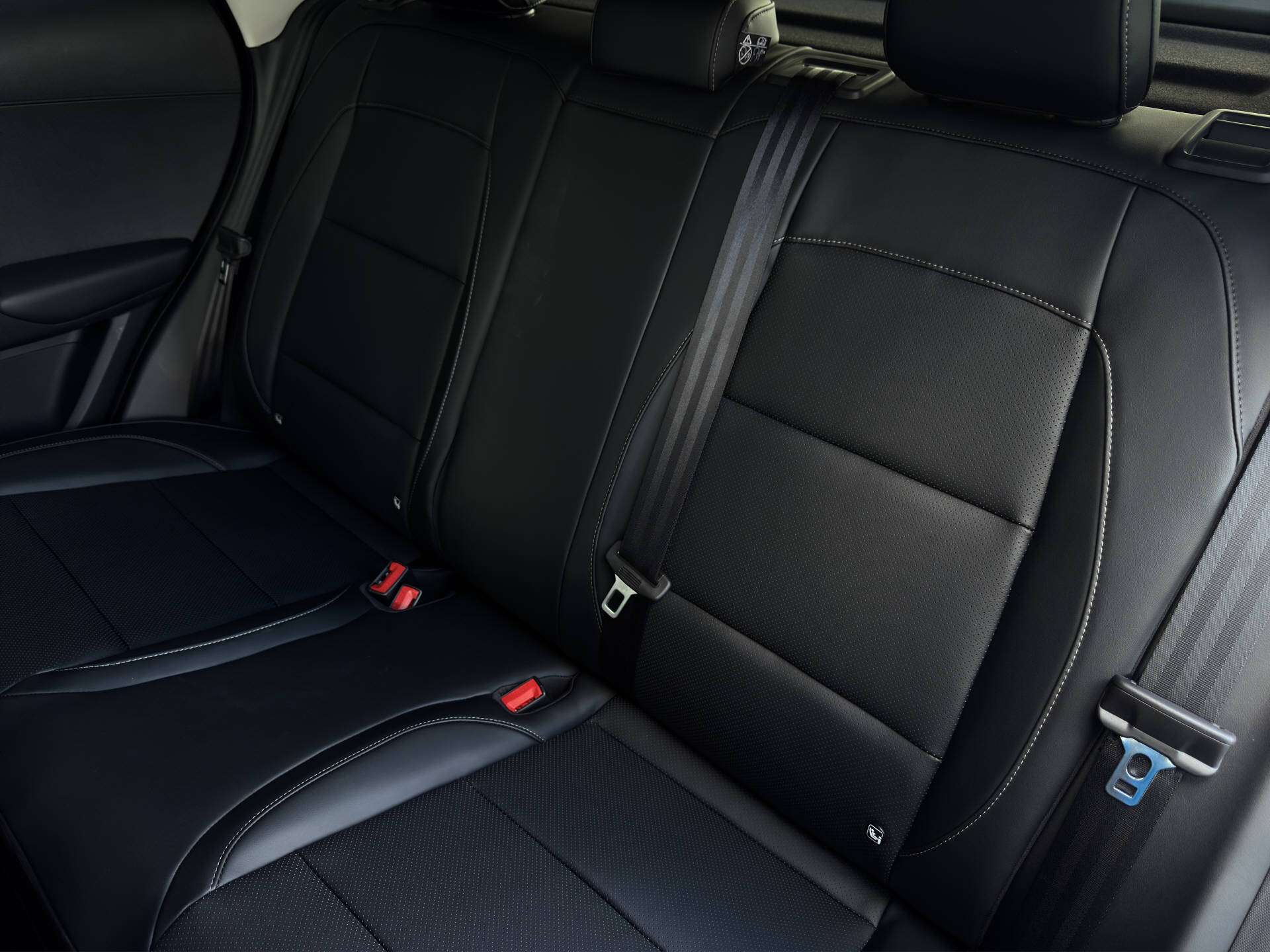 MG ZS 1.5 Hybrid+ Luxury-image-9