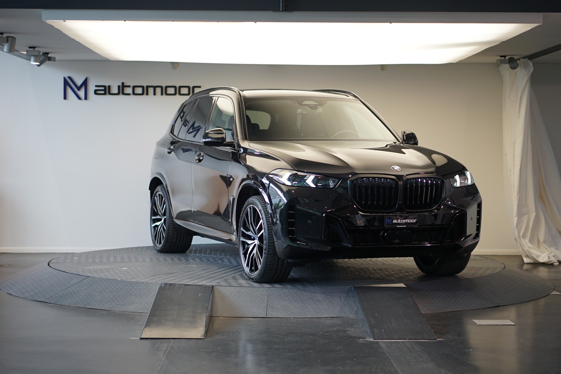 BMW X5 xDrive 48V 40d M Sport Pro Steptronic *AHK* *Niere Iconic Glow*-image-2