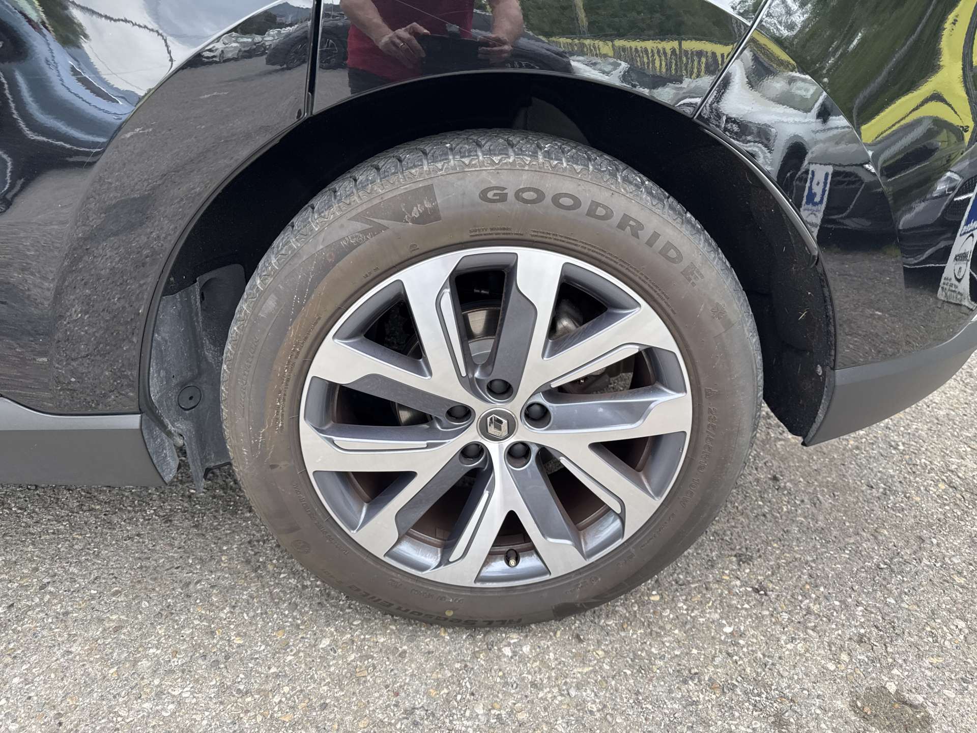 RENAULT Espace 1.6 TCe Swiss Edition 200PS 7-Plätzer EDC-Automat-image-9