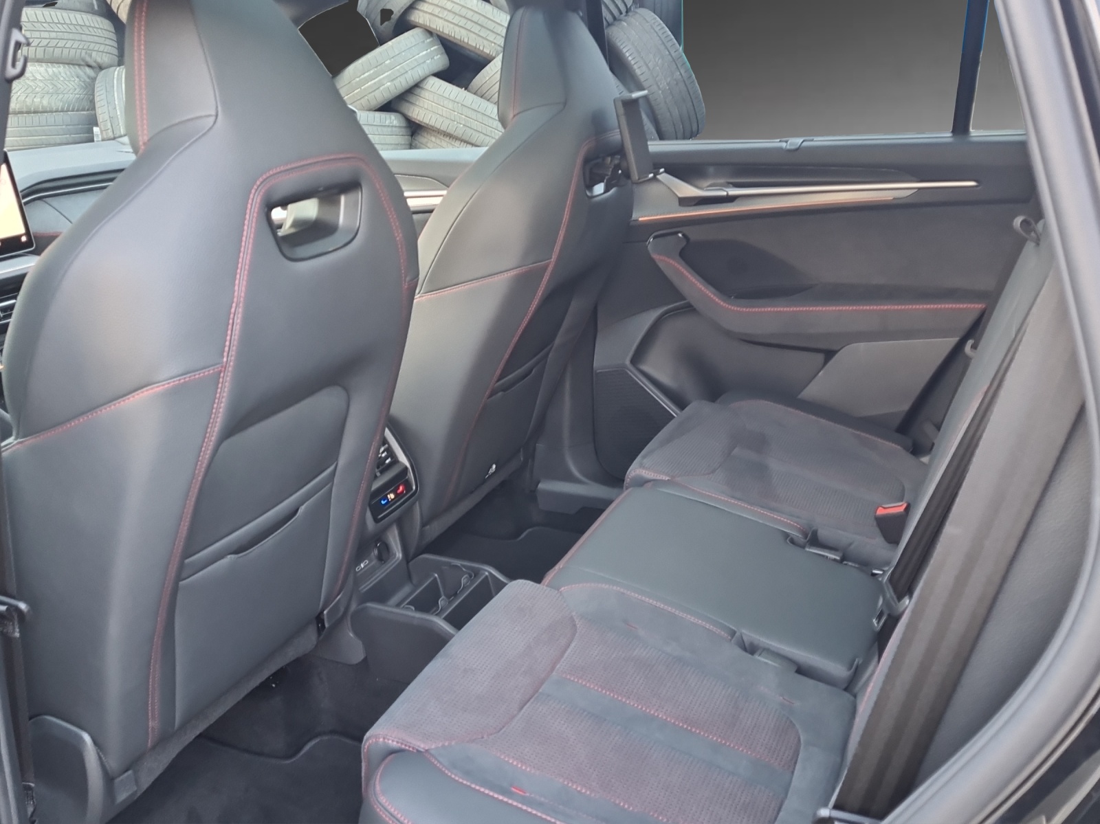 SKODA Kodiaq 2.0 TSI RS 4x4-image-6