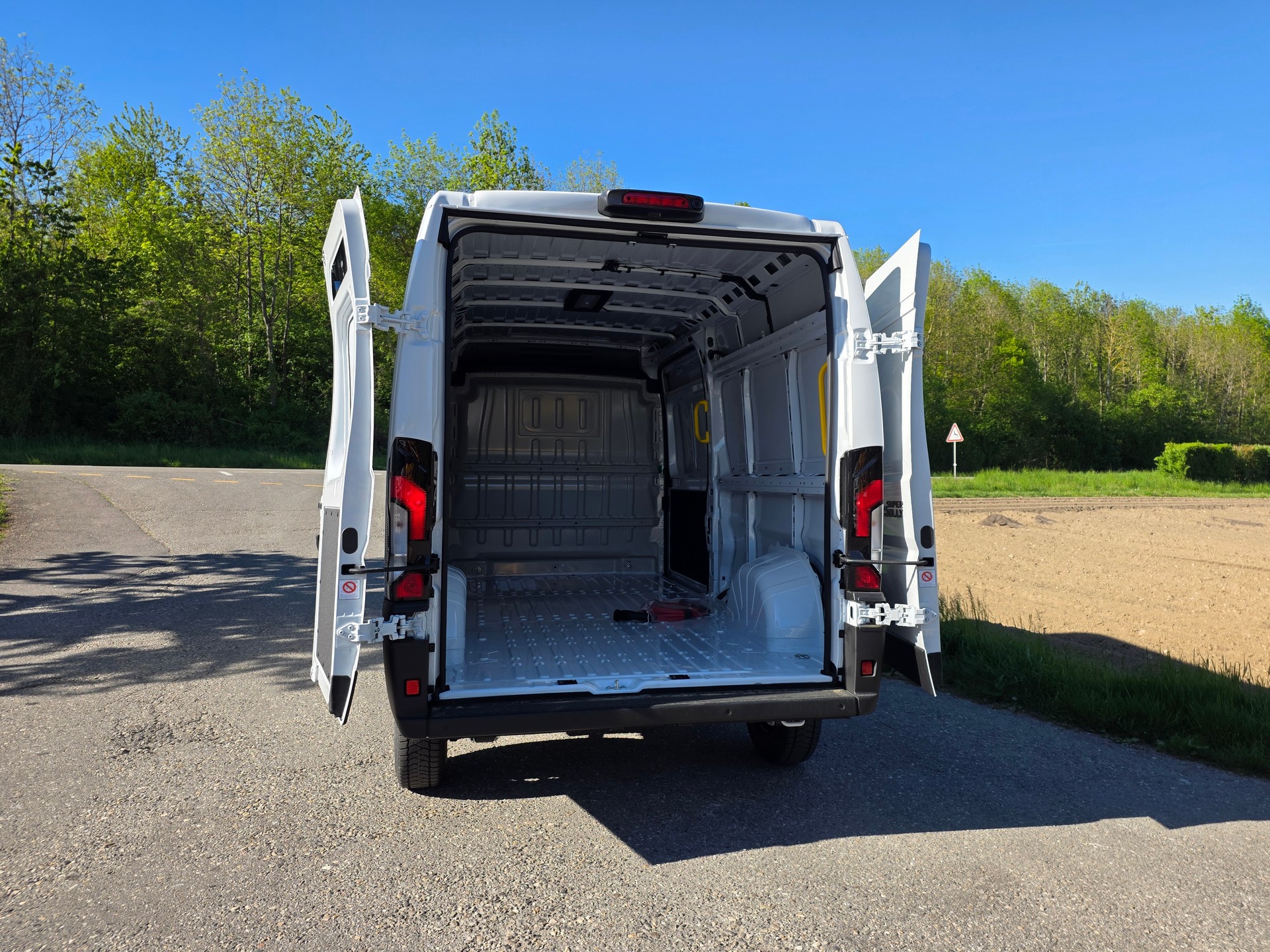 IVECO eSuperJolly 42F20-image-5