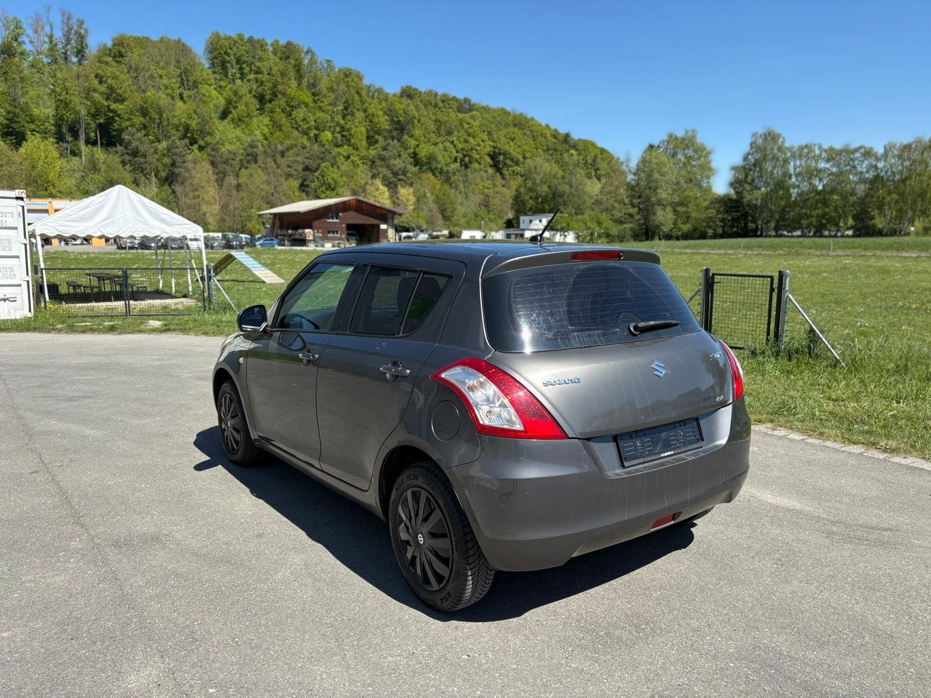 SUZUKI Swift 1.2i 16V GL 4x4-image-7