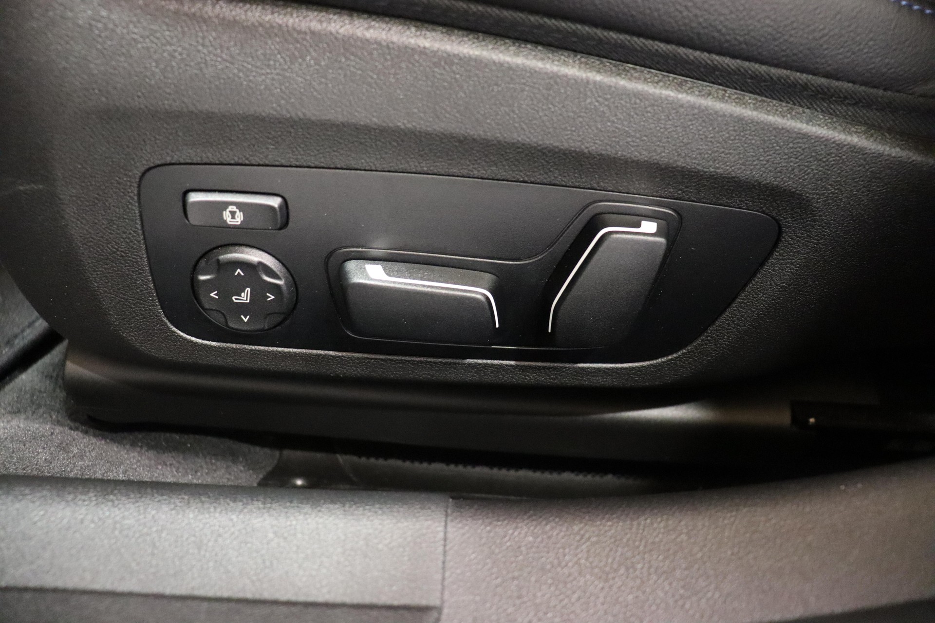 BMW 320d xDrive SAG-image-20