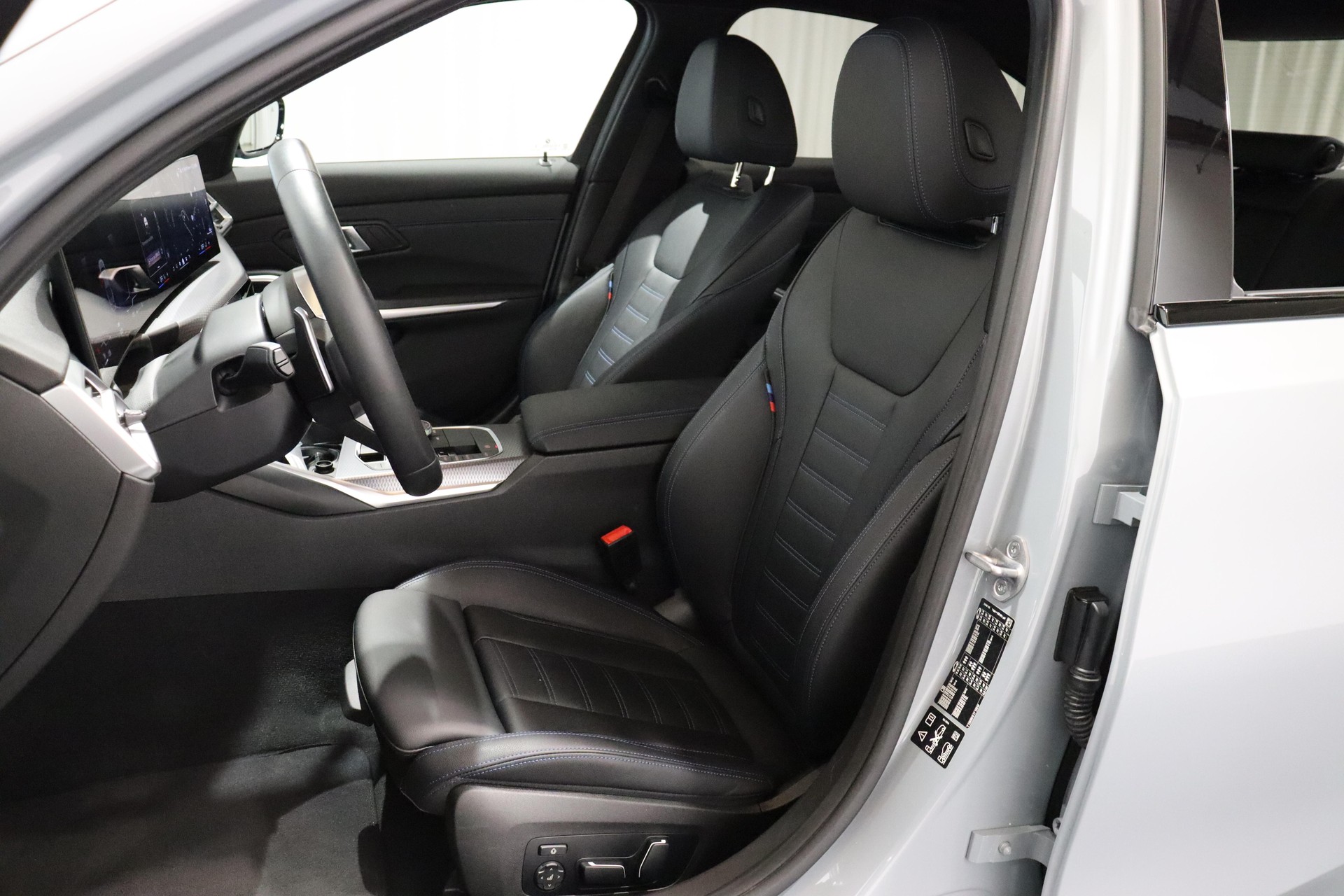 BMW 320d xDrive SAG-image-6