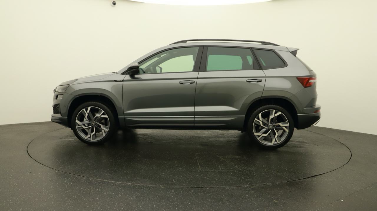 SKODA Karoq 2.0 TSI SportLine 4x4-image-1