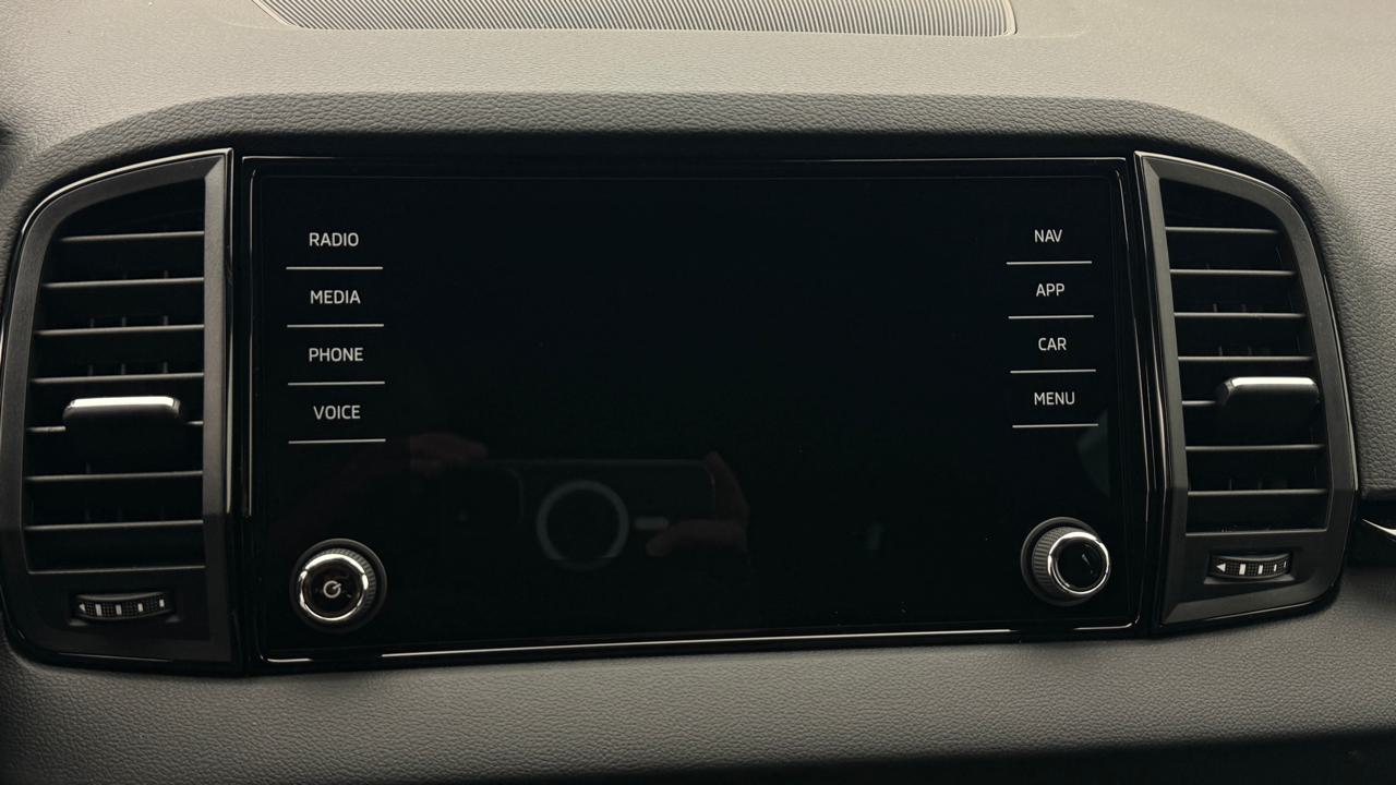 SKODA Karoq 2.0 TSI SportLine 4x4-image-7