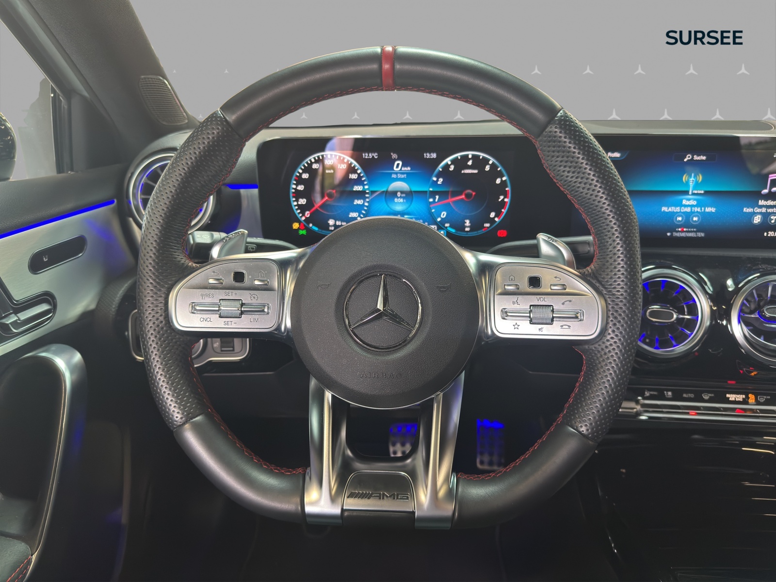 MERCEDES-BENZ A 35 AMG 4Matic Speedshift-image-9