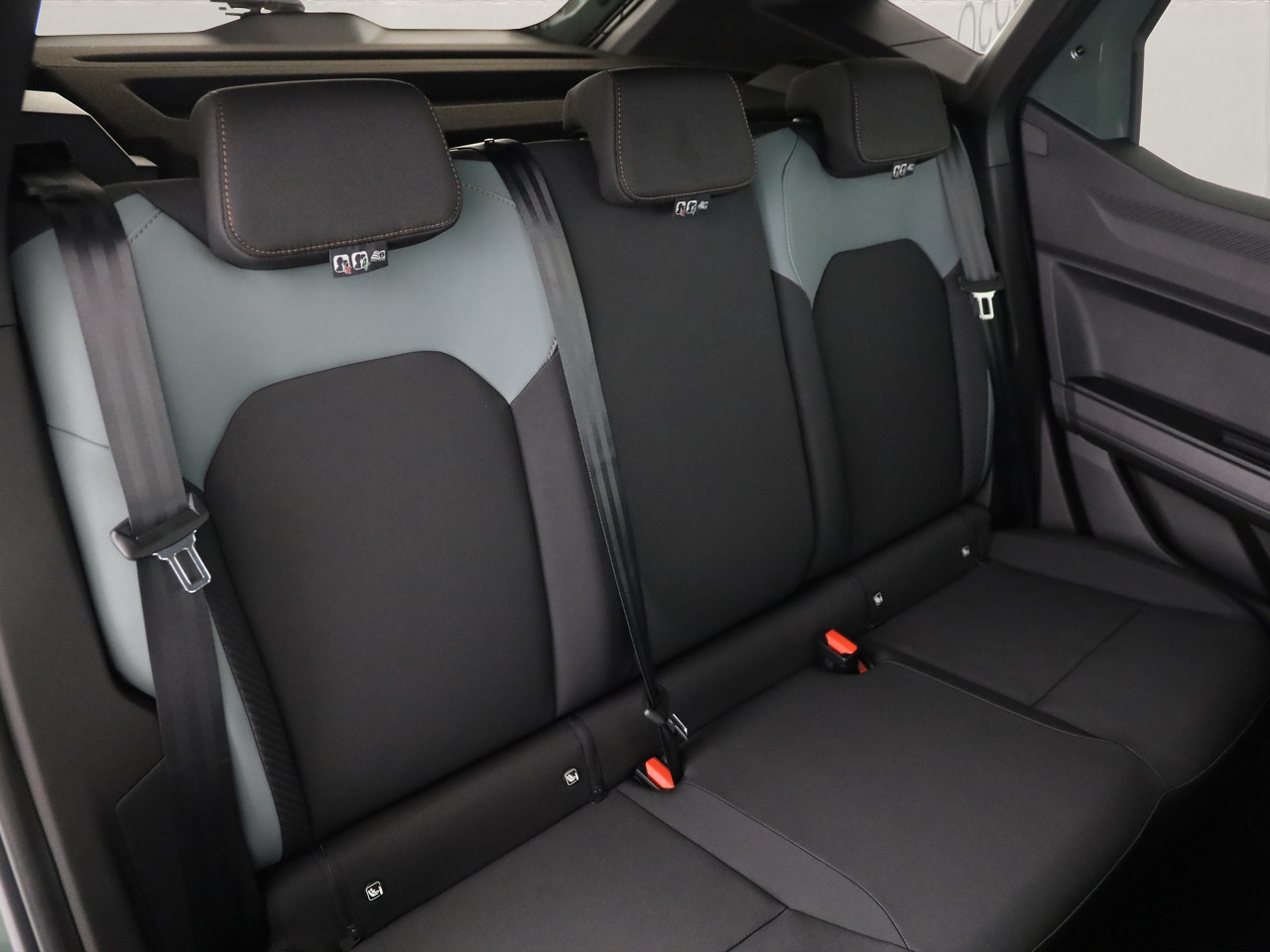 DACIA Duster 1.8 Hybrid Extreme-image-7
