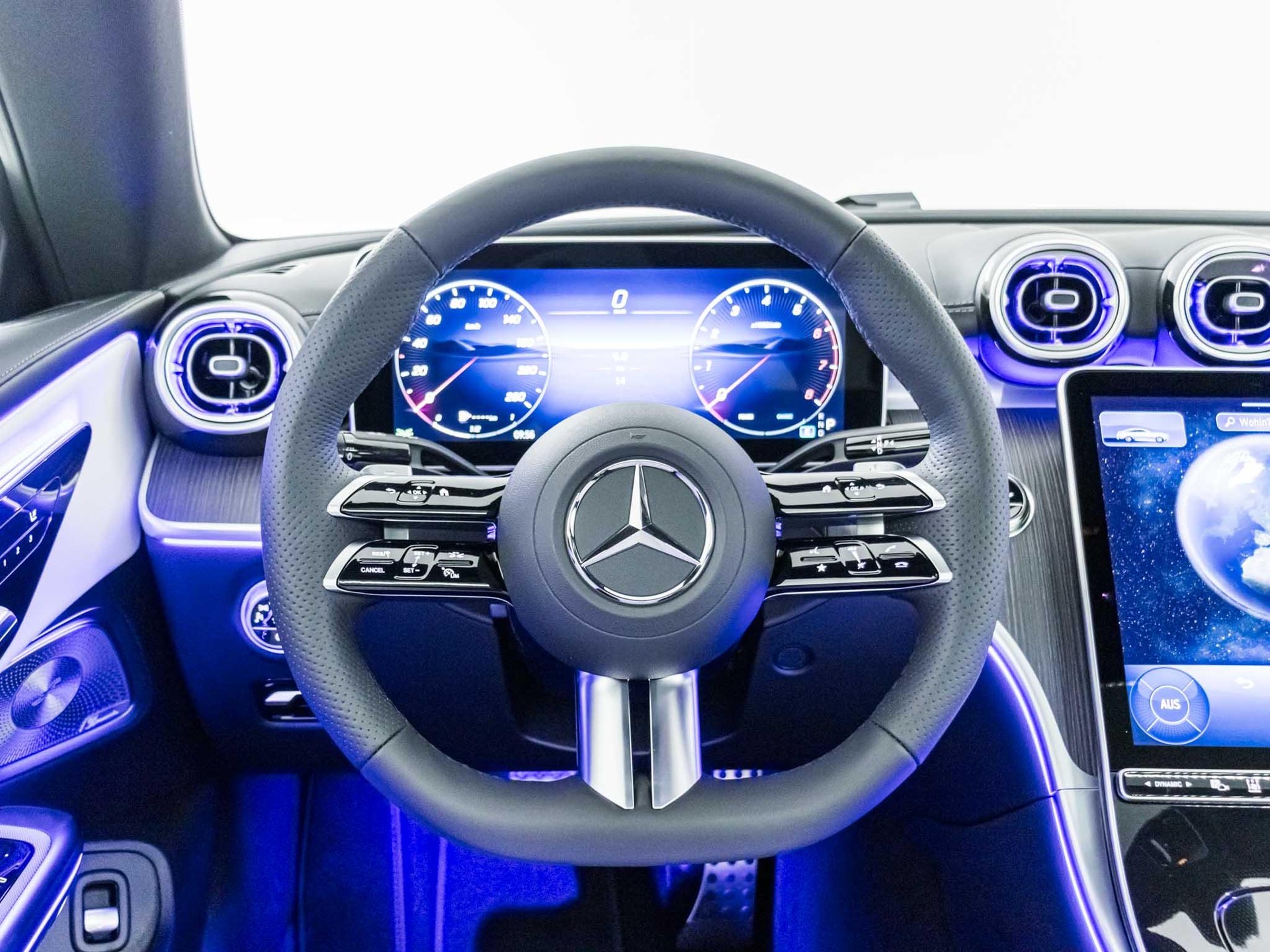 MERCEDES-BENZ CLE 450 4MATIC Coupé-image-10