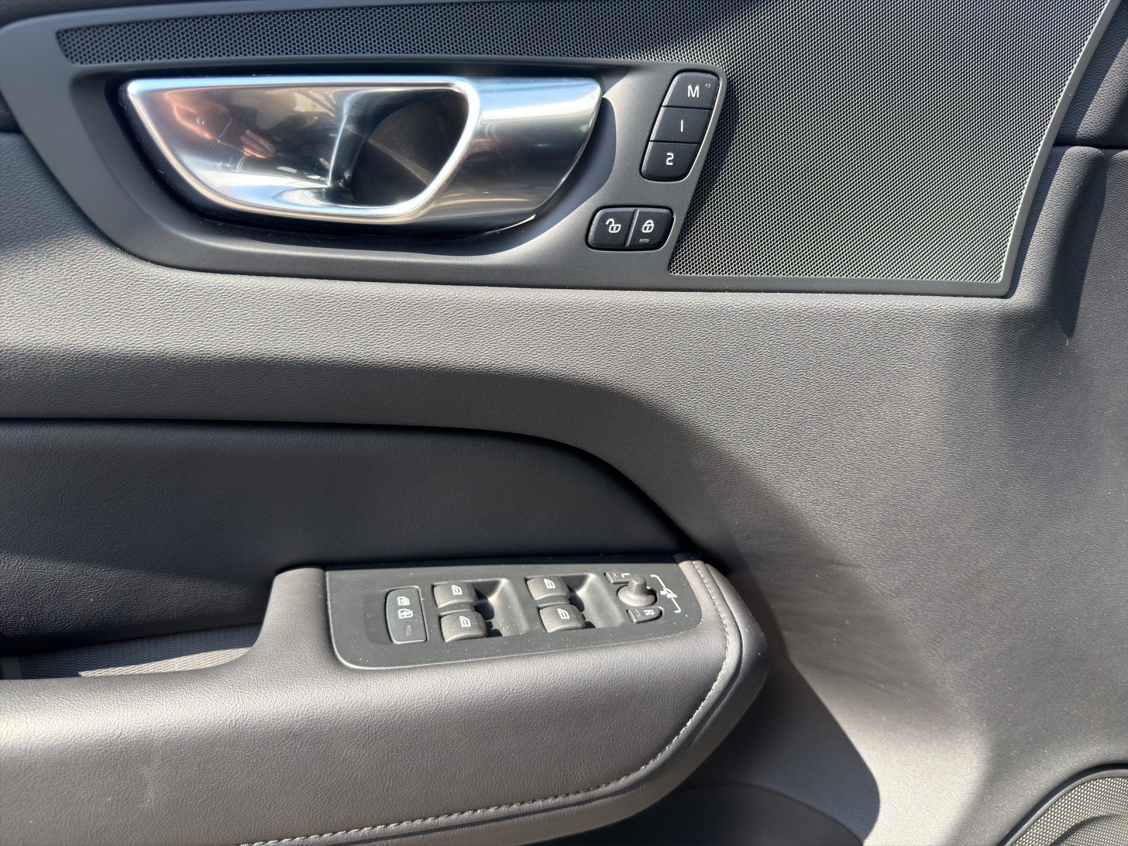 Image VOLVO XC60 XC60 T6 eAWD PluginHybrid Plus Dark Geartronic