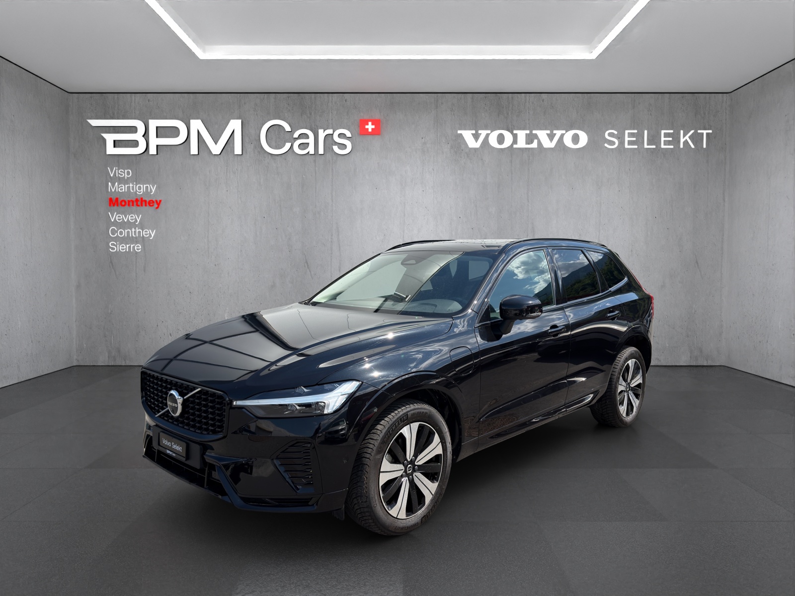 Photo VOLVO XC60 XC60 T6 eAWD PluginHybrid Plus Dark Geartronic