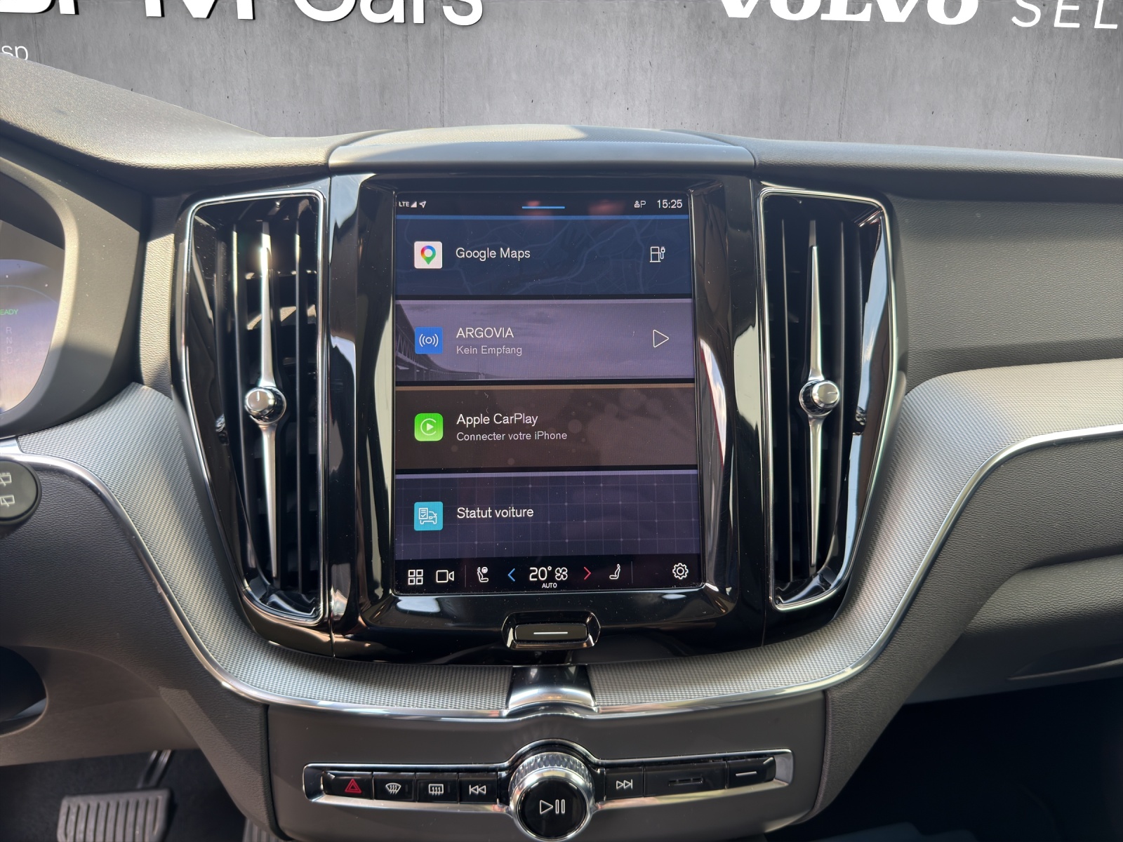 VOLVO XC60 T6 eAWD PluginHybrid Plus Dark Geartronic-image-12