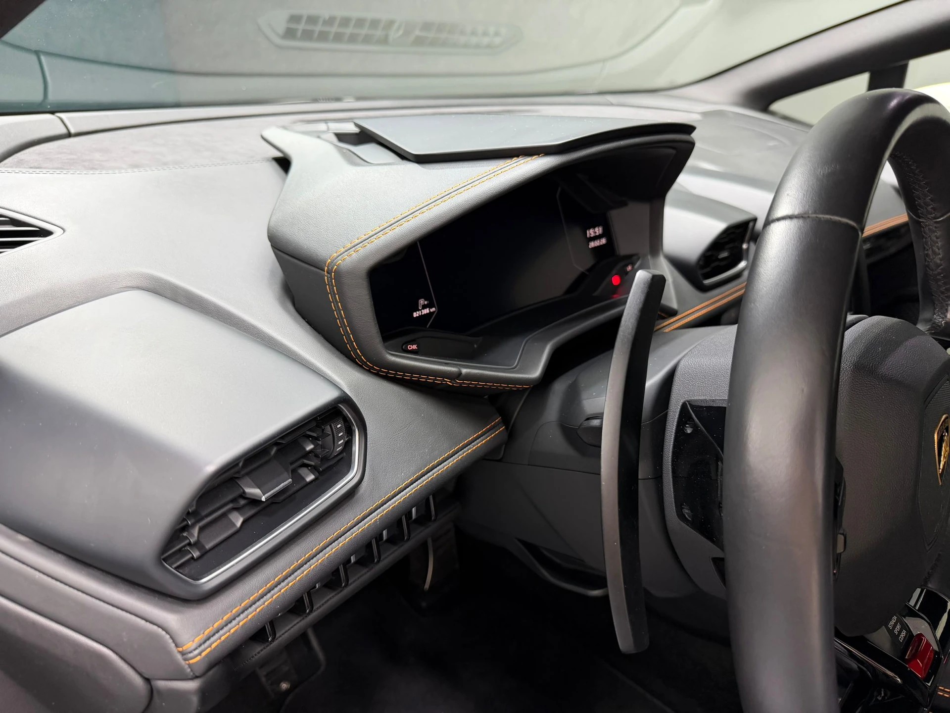 LAMBORGHINI Huracan LP610-4 Spyder DCT-image-21
