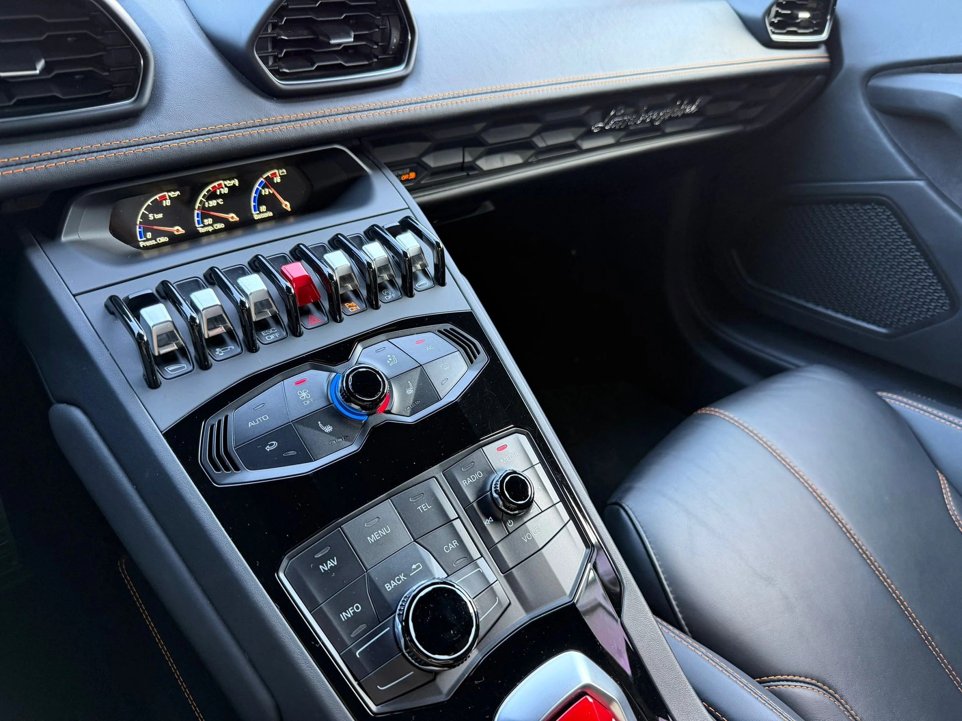 LAMBORGHINI Huracan LP610-4 Spyder DCT-image-16
