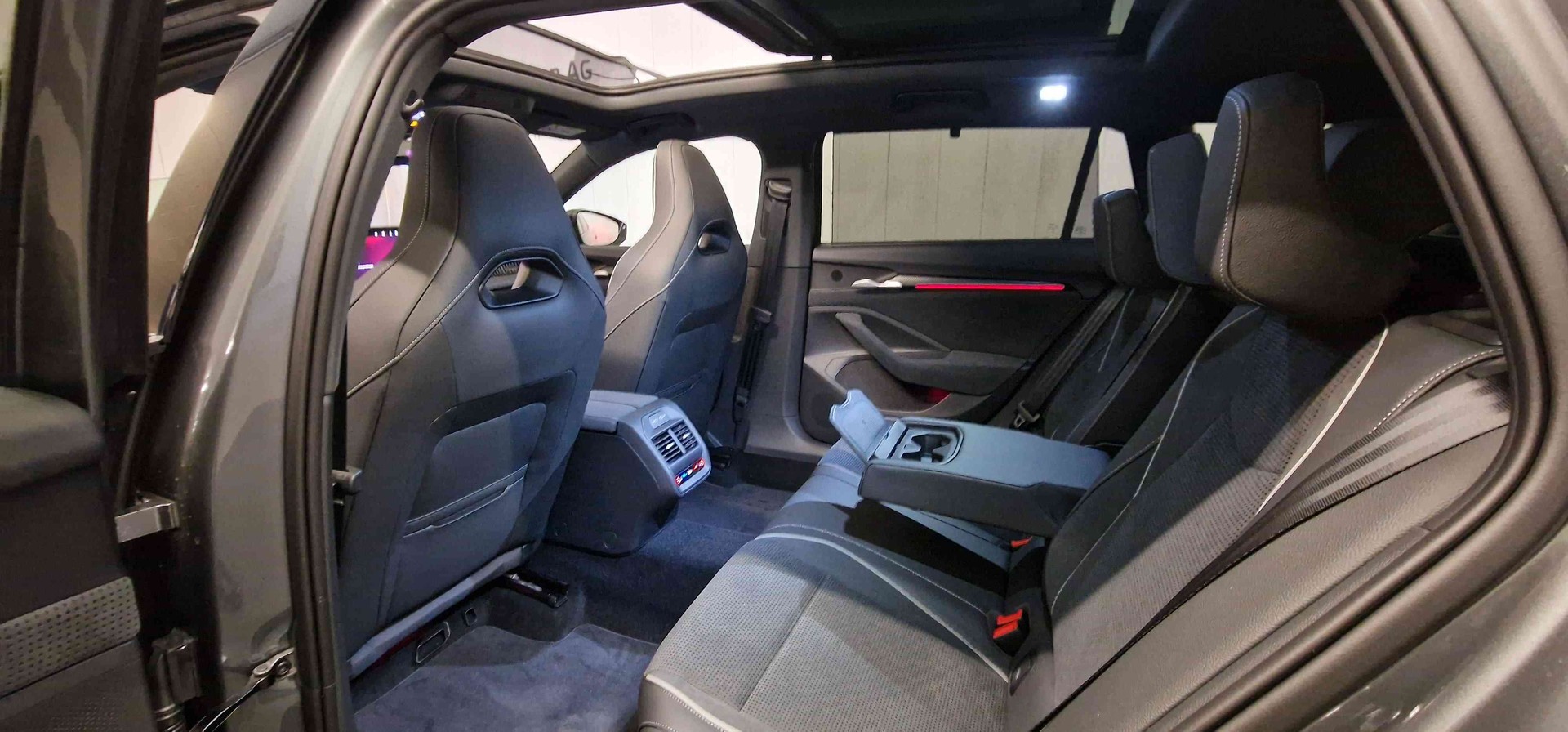 SKODA Superb Combi 1.5 TSI PHEV Sportline DSG-image-17