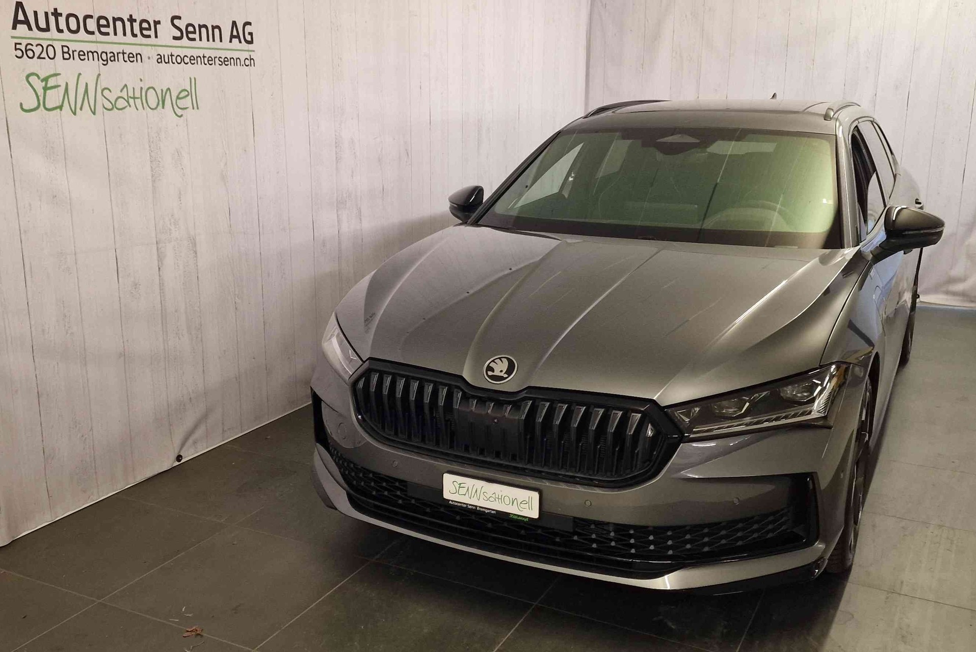 SKODA Superb Combi 1.5 TSI PHEV Sportline DSG-image-1