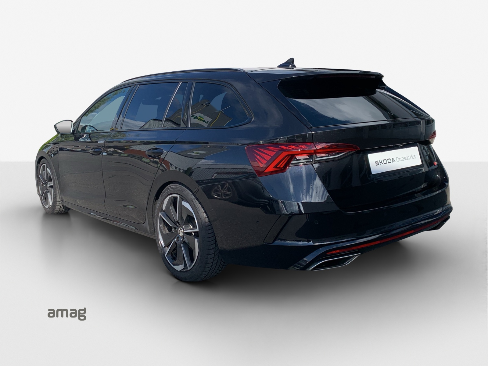 SKODA Octavia Combi 2.0 TDI DSG RS 4x4-image-2