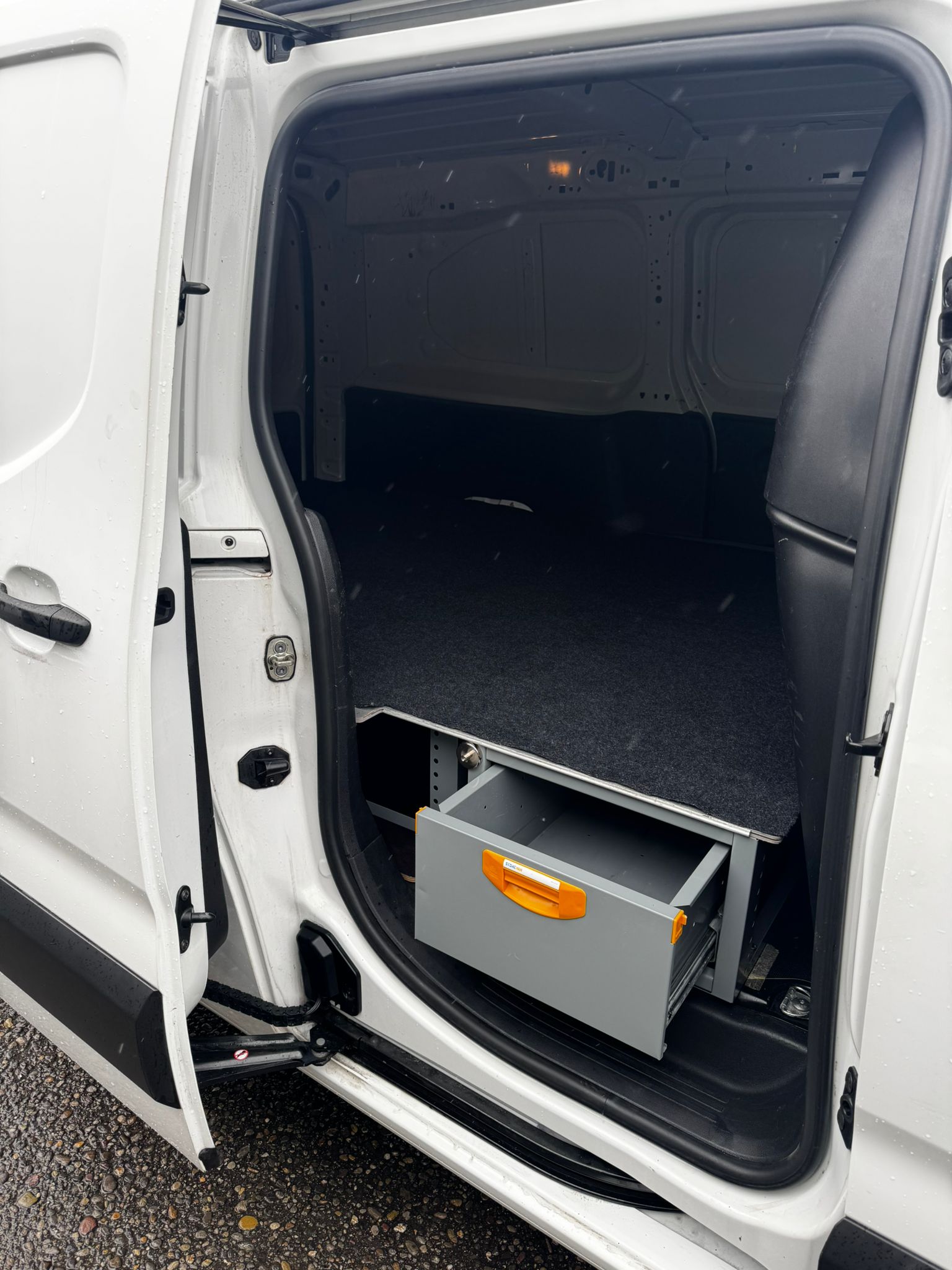 PEUGEOT Partner 1.5 Blue HDi s/s Asphalt Long 1000kg-image-15