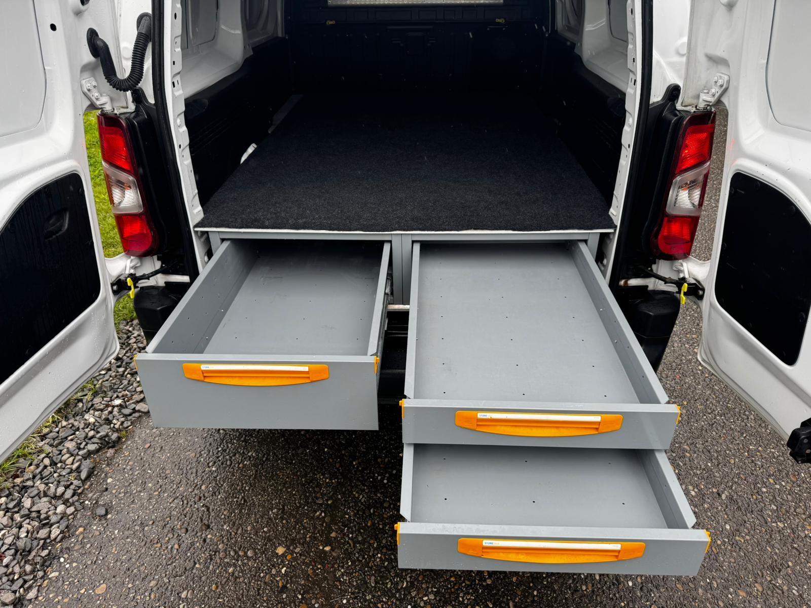 PEUGEOT Partner 1.5 Blue HDi s/s Asphalt Long 1000kg-image-13