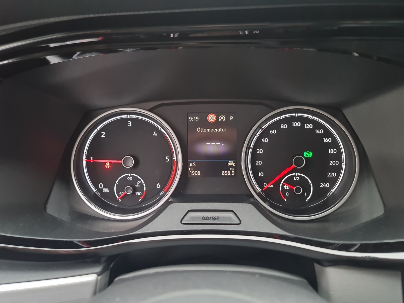 VW T6.1 California 2.0 Bi-TDI Coast 4Motion DSG-image-16