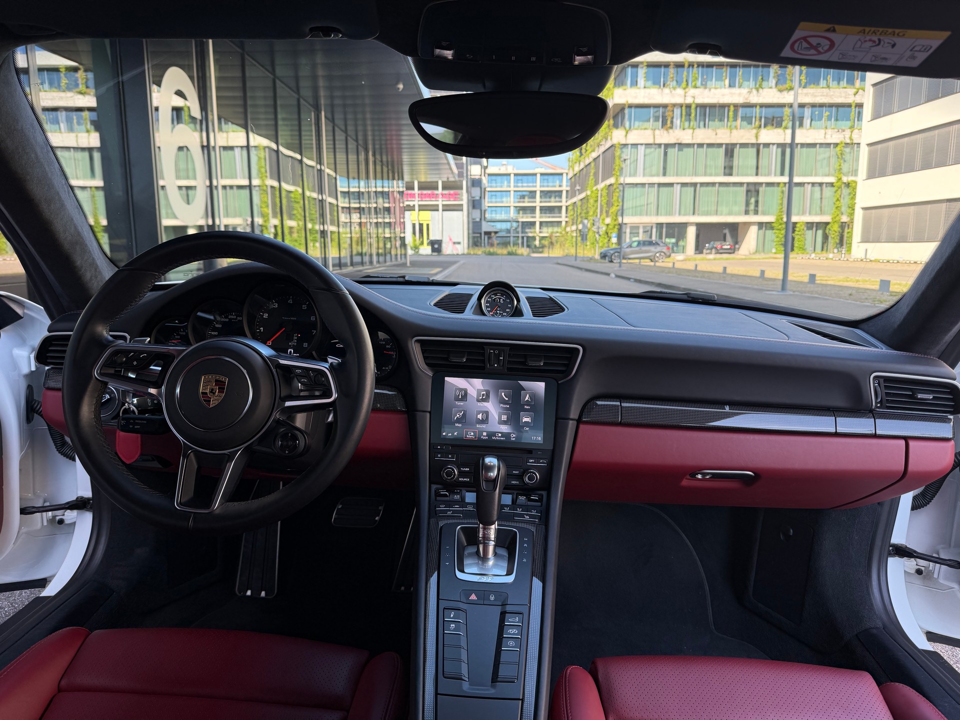 PORSCHE 911 (991.2) Carrera 4 PDK-image-7