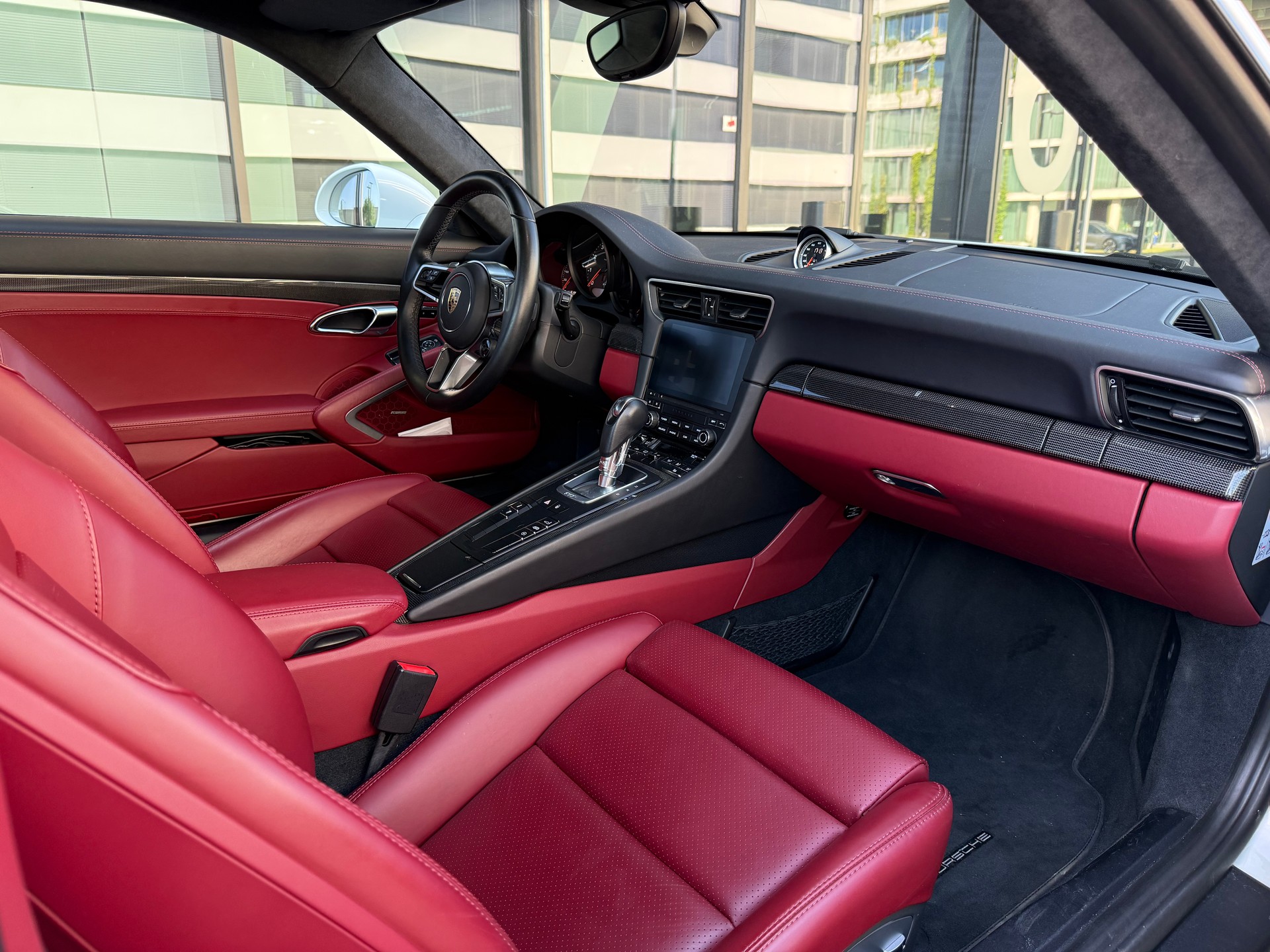 PORSCHE 911 (991.2) Carrera 4 PDK-image-8