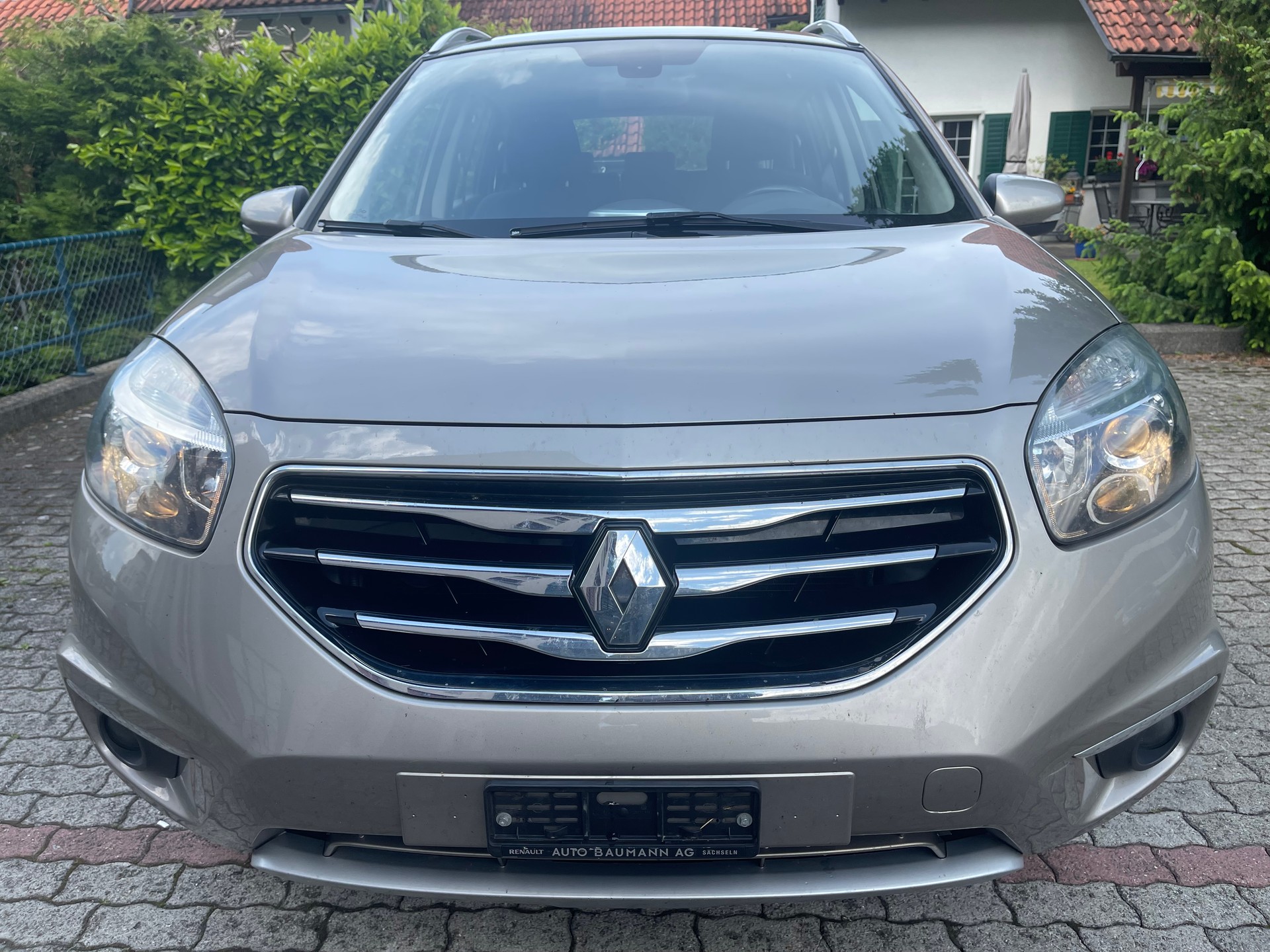 RENAULT Koleos 2.5 Dynamique 4x4-image-0