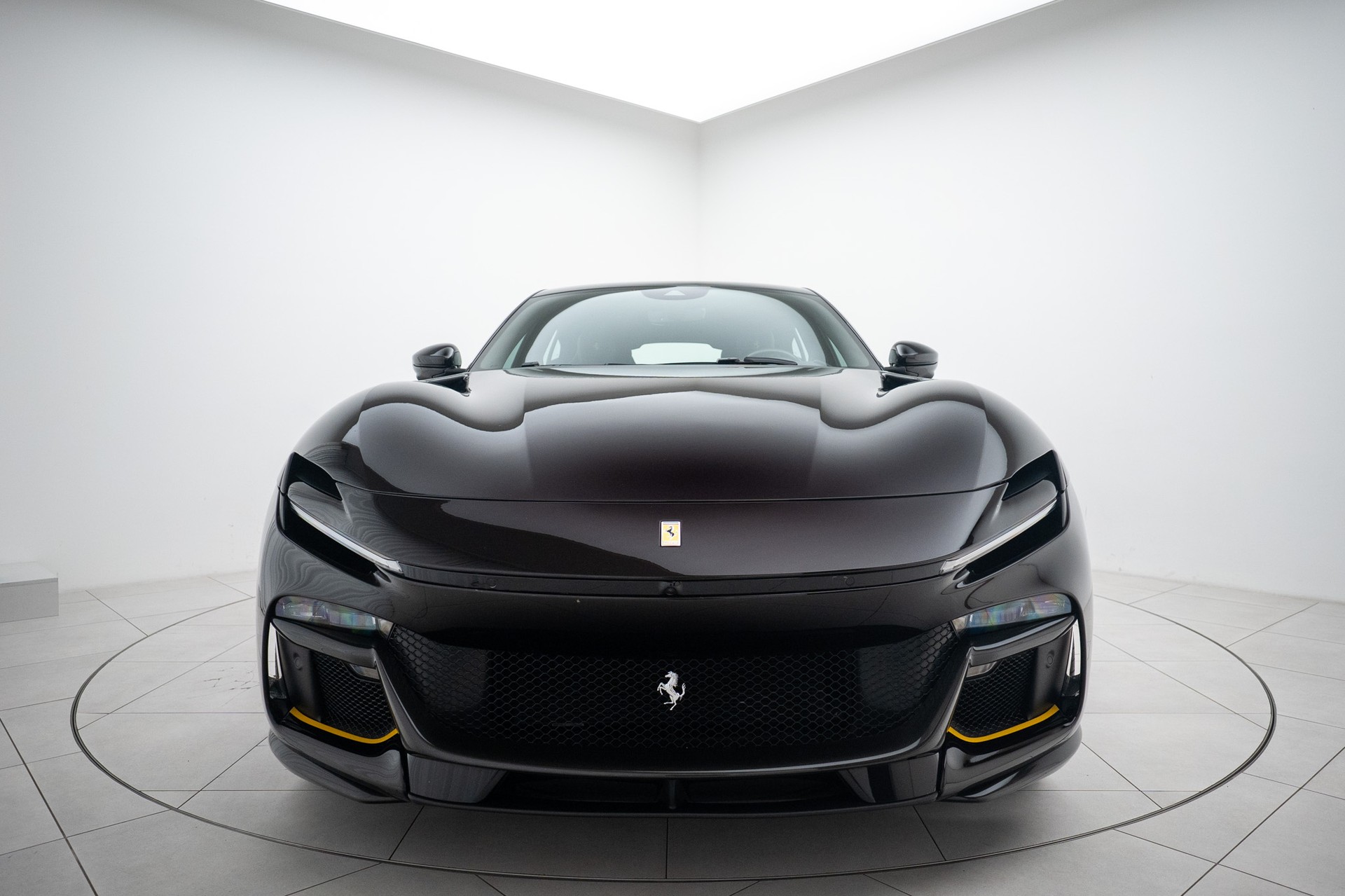 FERRARI Purosangue 6.5 V12-image-4