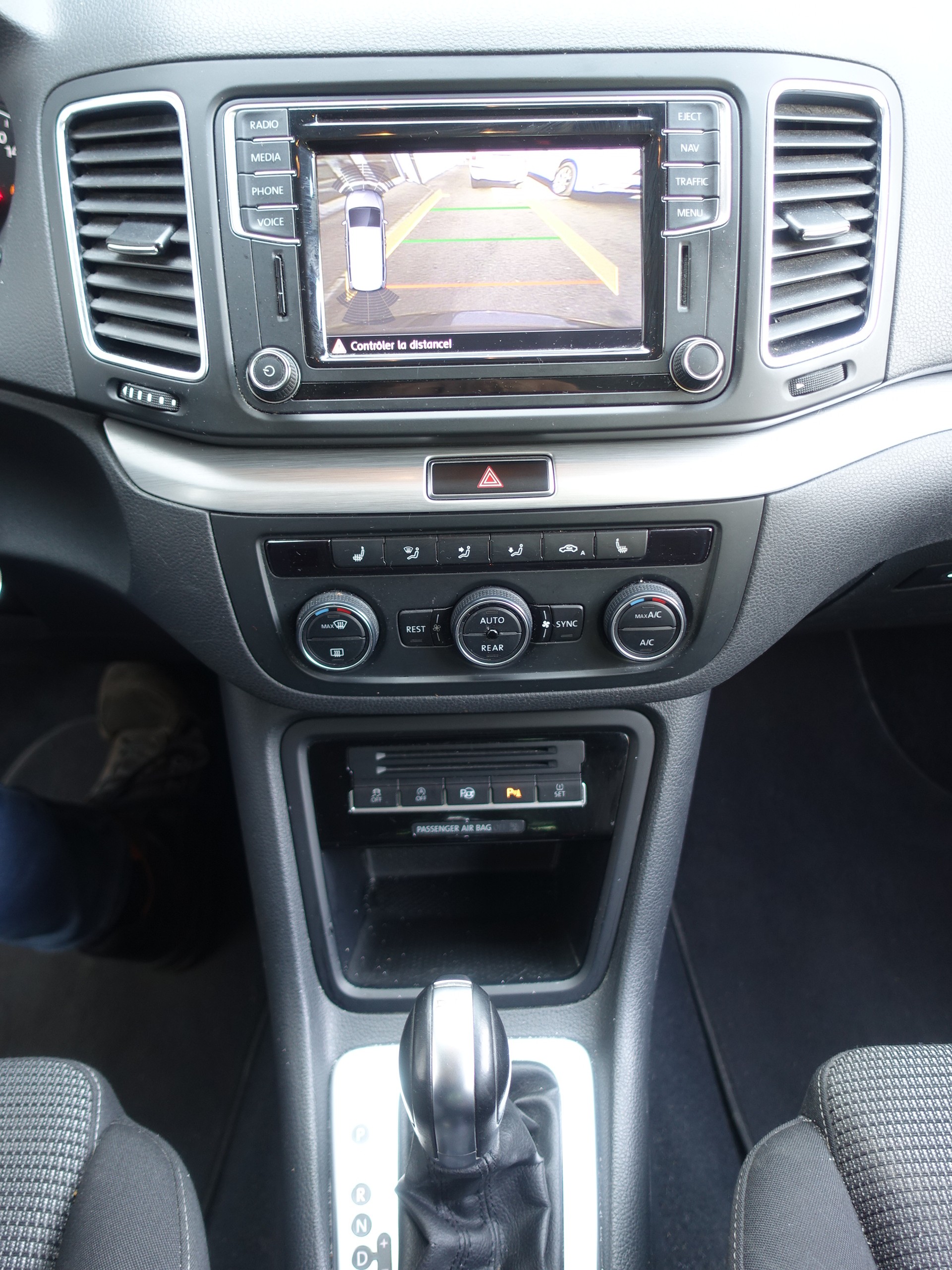VW Sharan 2.0 TDI BMT Comfortline DSG-image-12