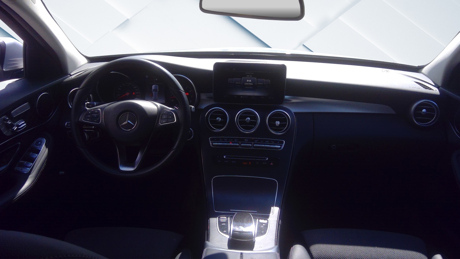 MERCEDES-BENZ C 400 Avantgarde 4Matic 9G-Tronic-image-3