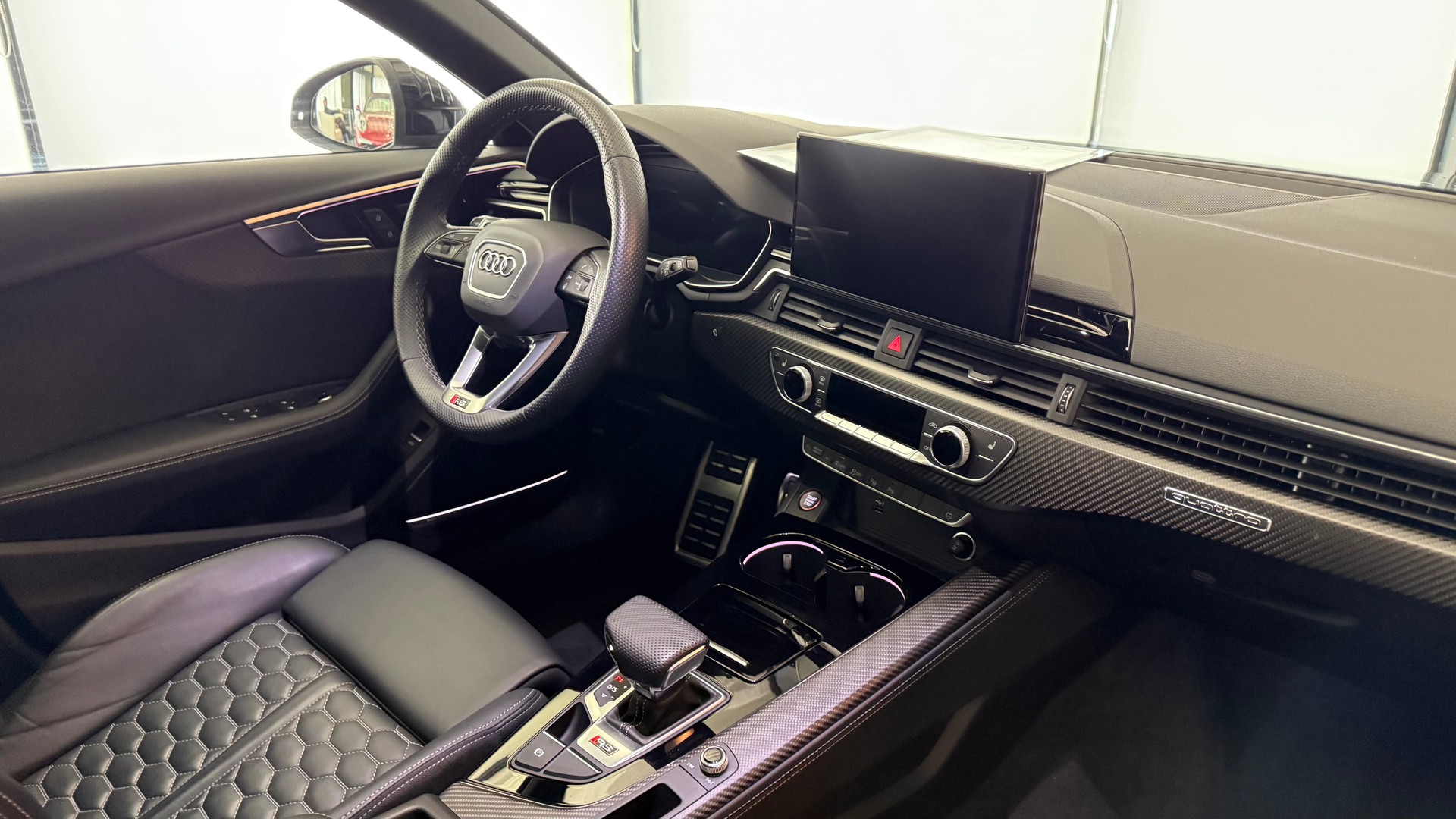 AUDI RS4 Avant 2.9 V6 TFSI quattro T-Tronic-image-4