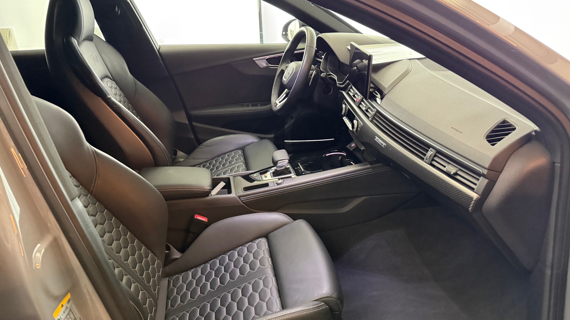 AUDI RS4 Avant 2.9 V6 TFSI quattro T-Tronic-showroom-element-3