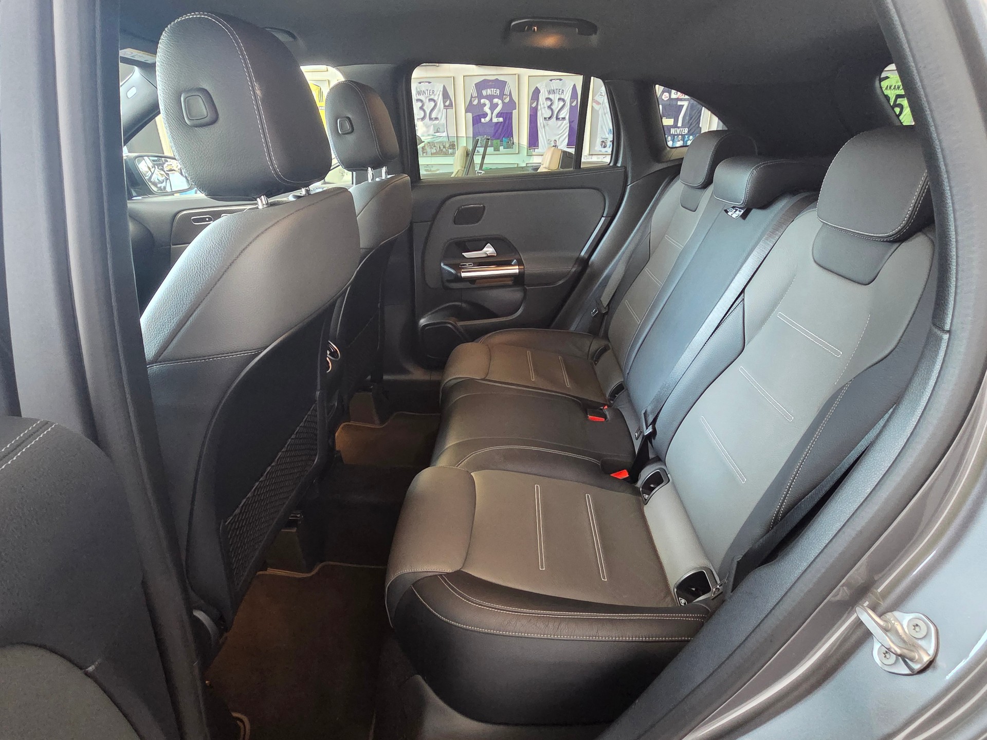 MERCEDES-BENZ GLA 35 AMG 4Matic-image-13
