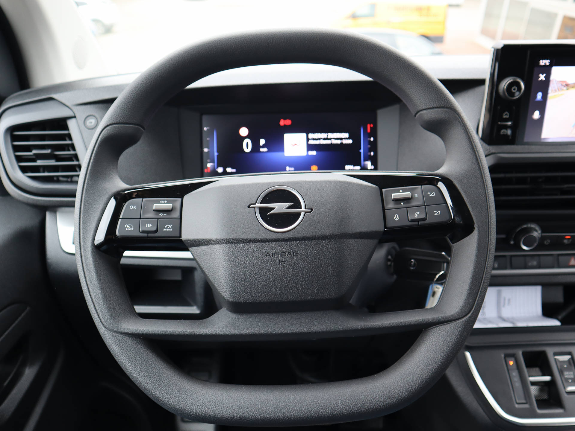 OPEL Vivaro Cargo 2.2 D 150 S/S-image-11