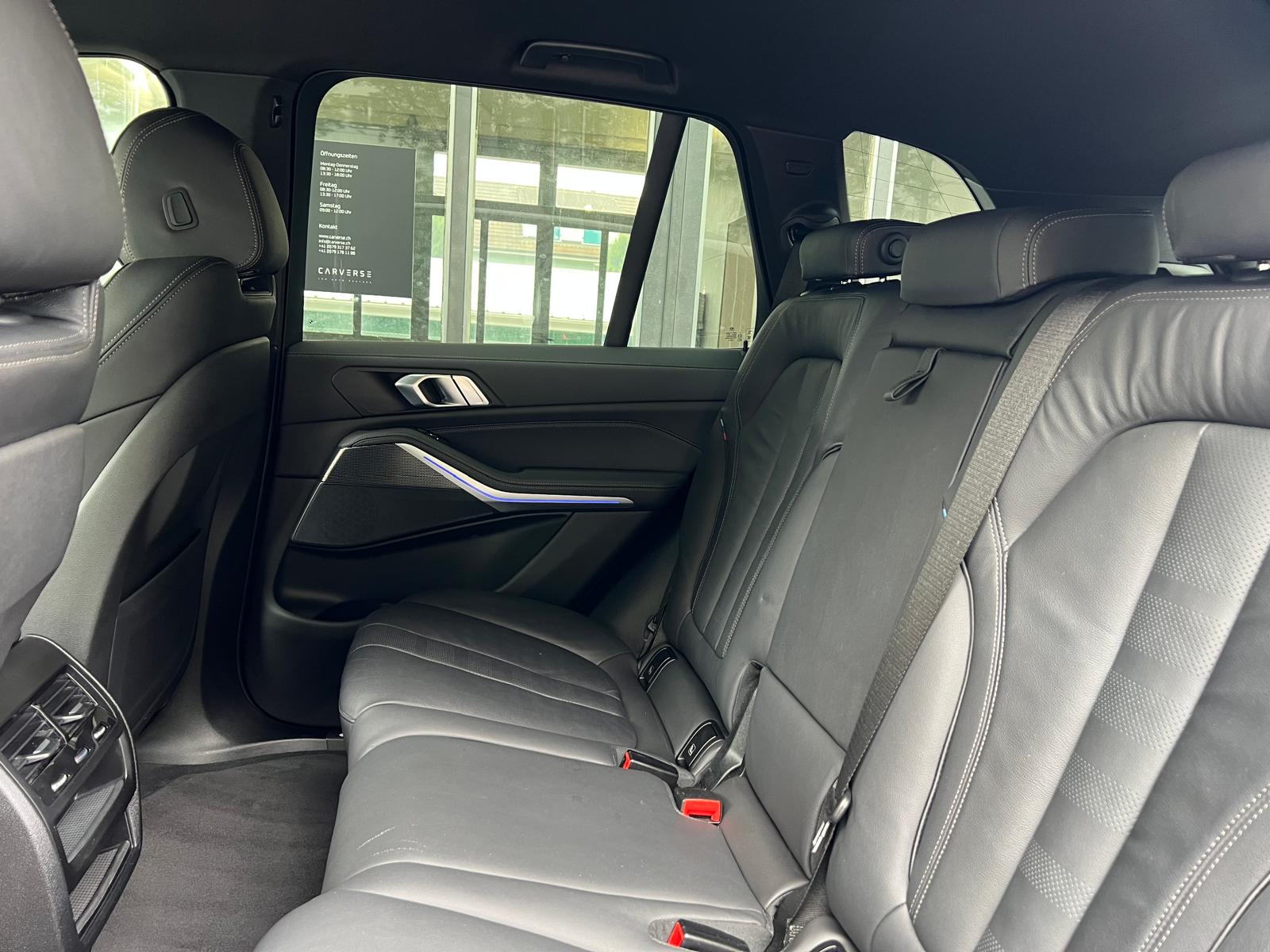 BMW X5 xDrive 48V 40d M Sport Steptronic ** 7 Sitze **-image-8