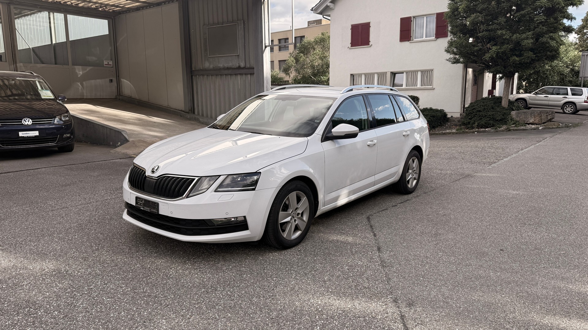 SKODA Octavia Combi 2.0 TDI Clever DSG-image-0