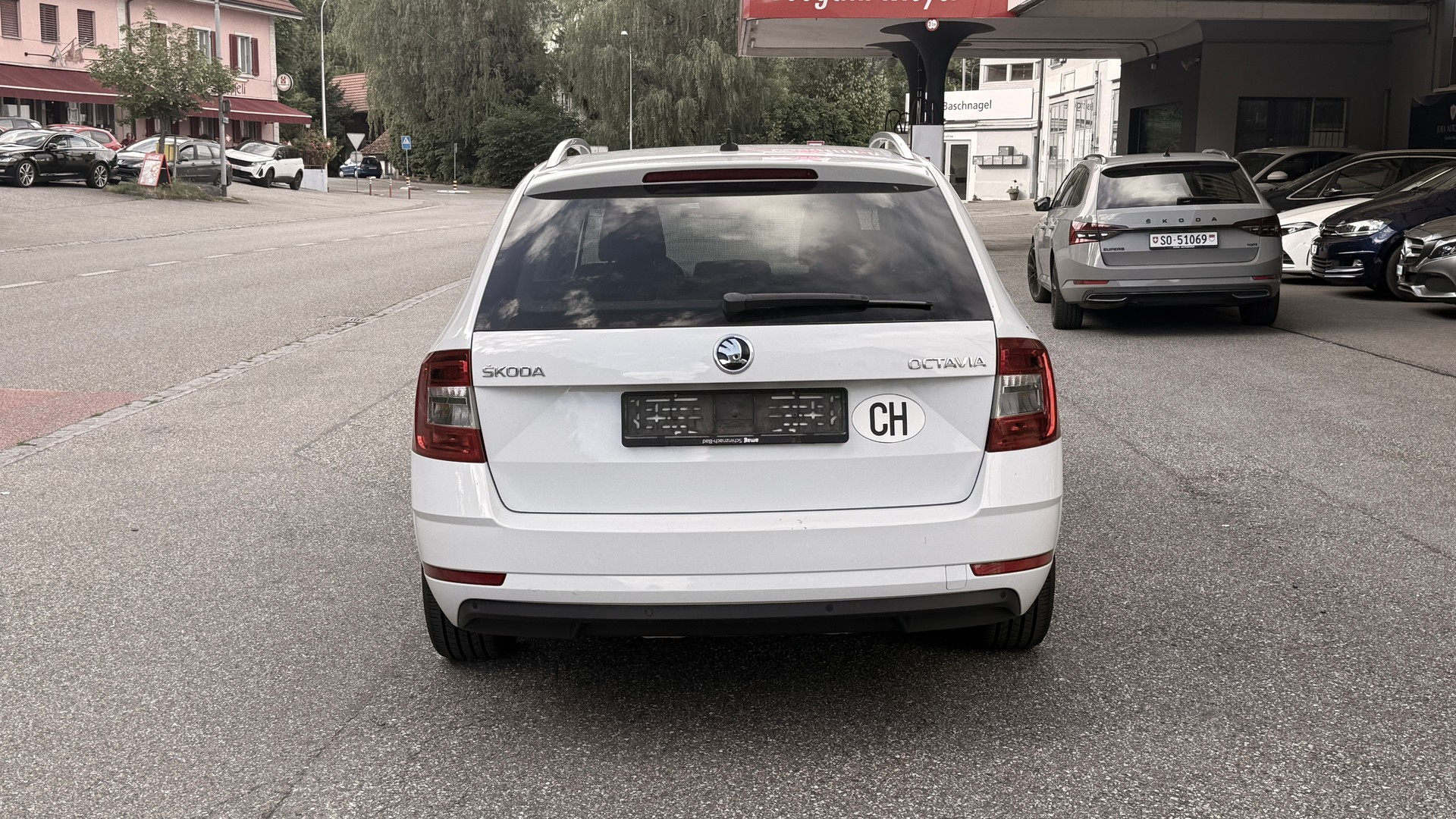 SKODA Octavia Combi 2.0 TDI Clever DSG-image-5