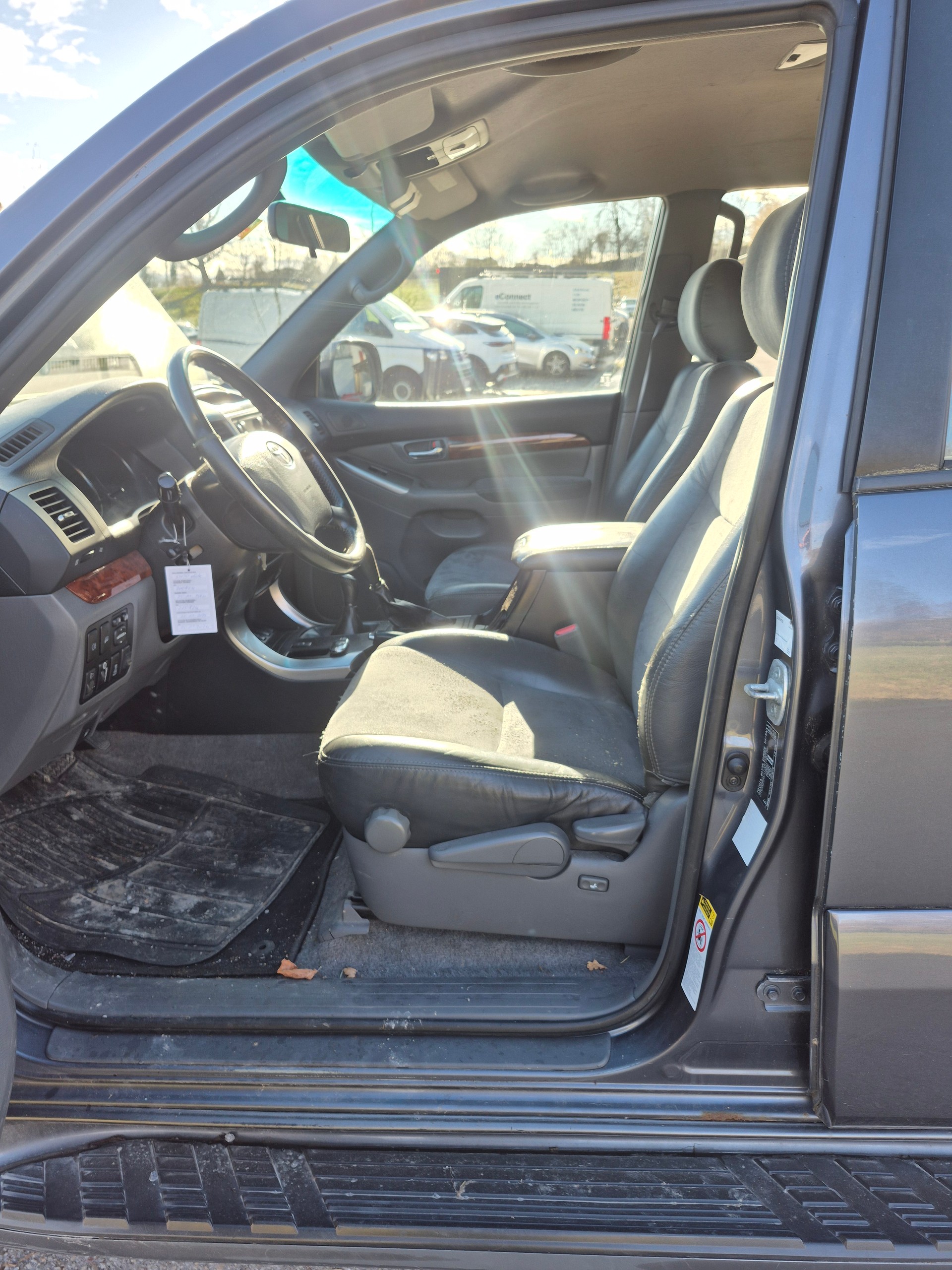 TOYOTA Land Cruiser 3.0 TD Linea Sol Executive-image-9