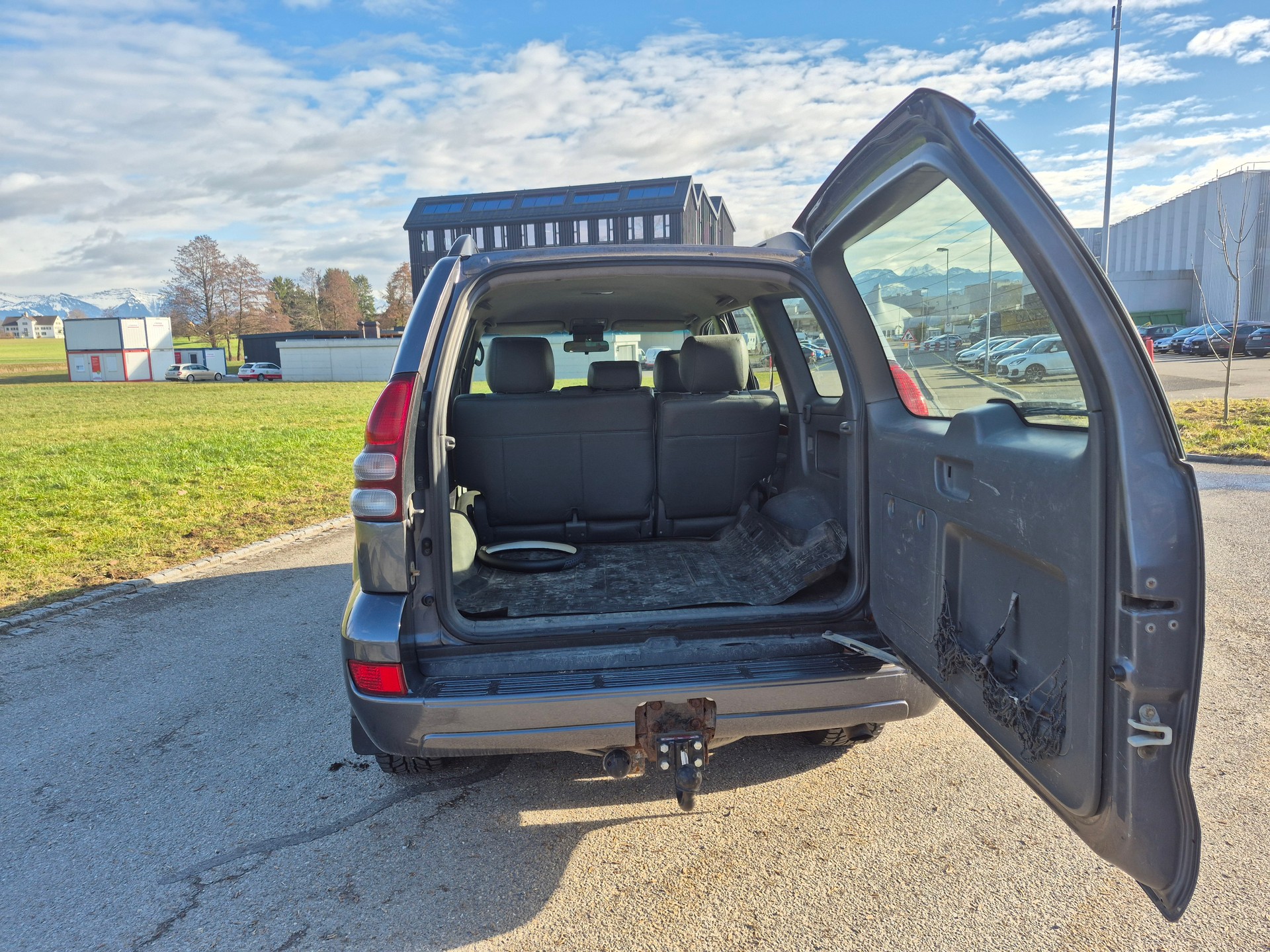 TOYOTA Land Cruiser 3.0 TD Linea Sol Executive-image-13
