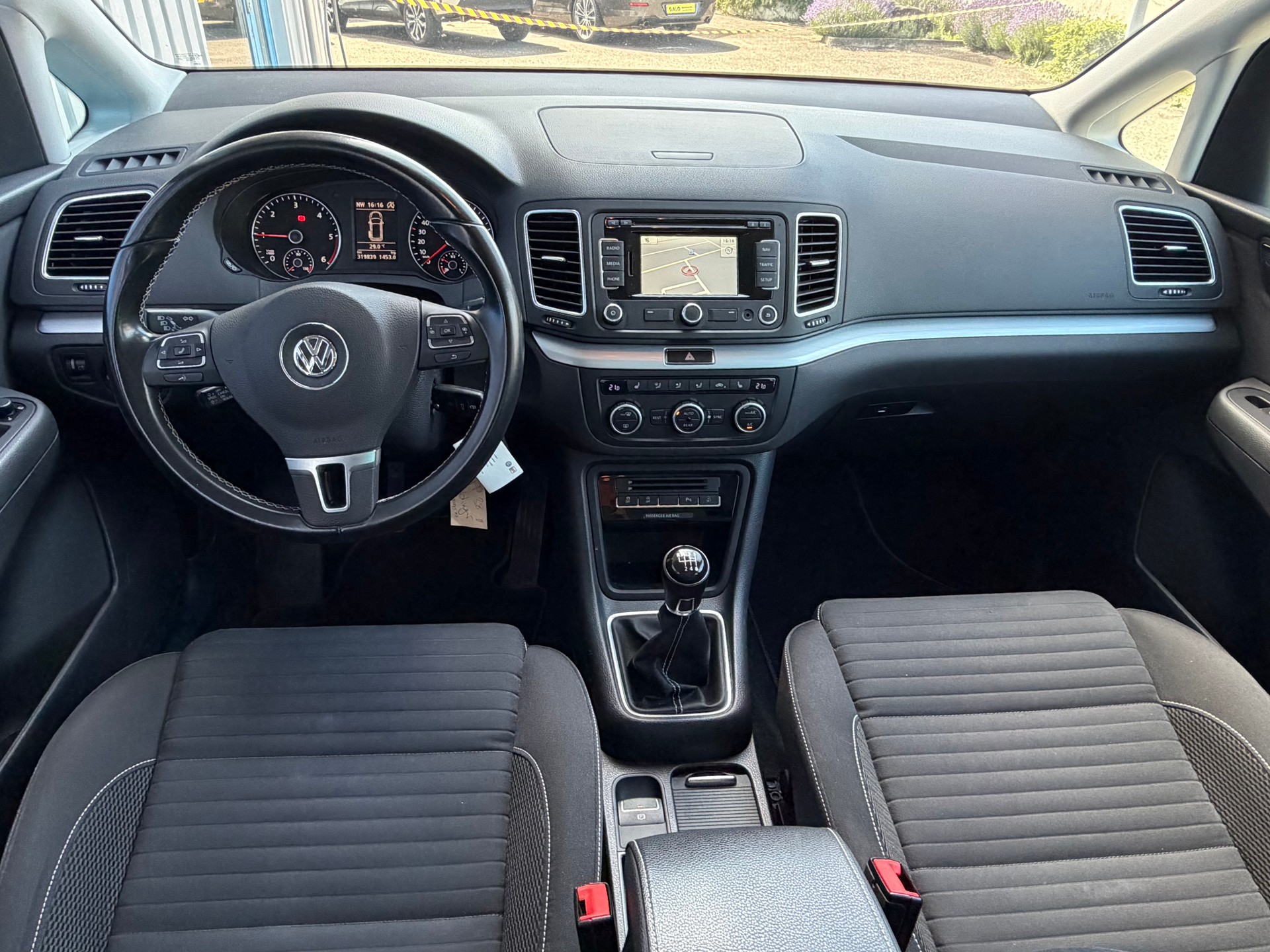 VW Sharan 2.0 TDI BlueMotion Technology Cup 7 Plätz-image-4