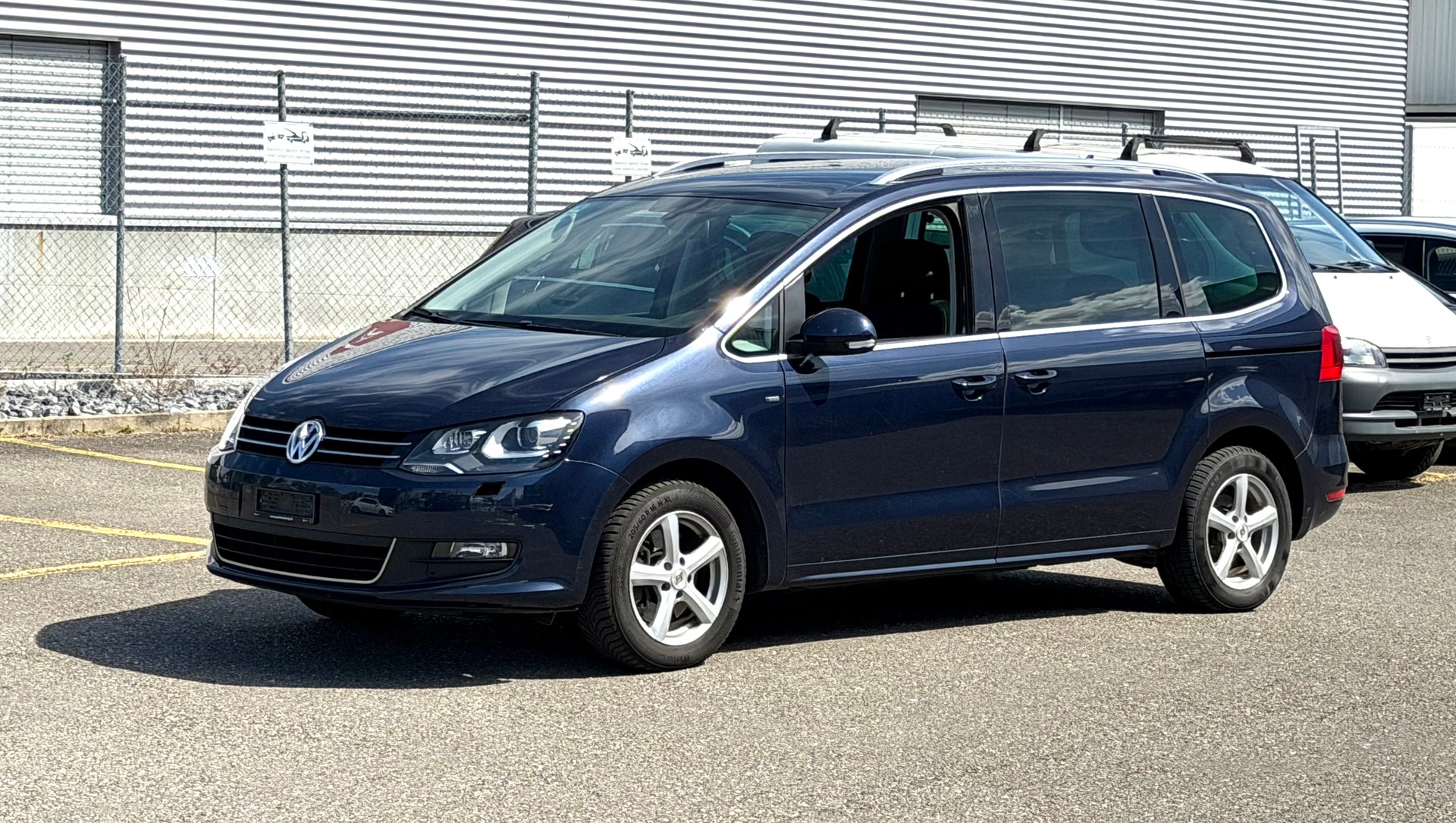 VW Sharan 2.0 TDI BlueMotion Technology Cup 7 Plätz-image-0