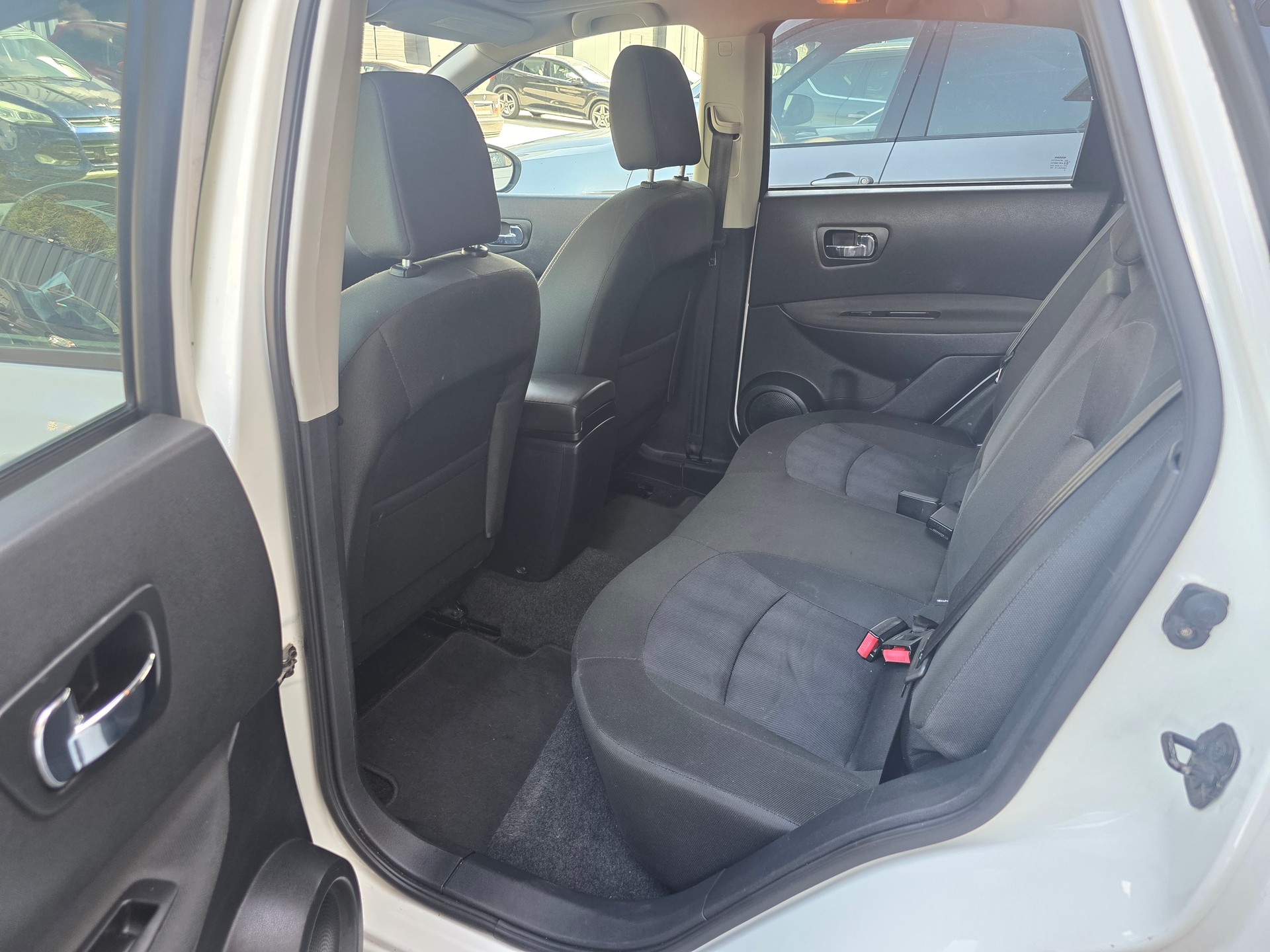 NISSAN Qashqai 1.6 acenta-image-10
