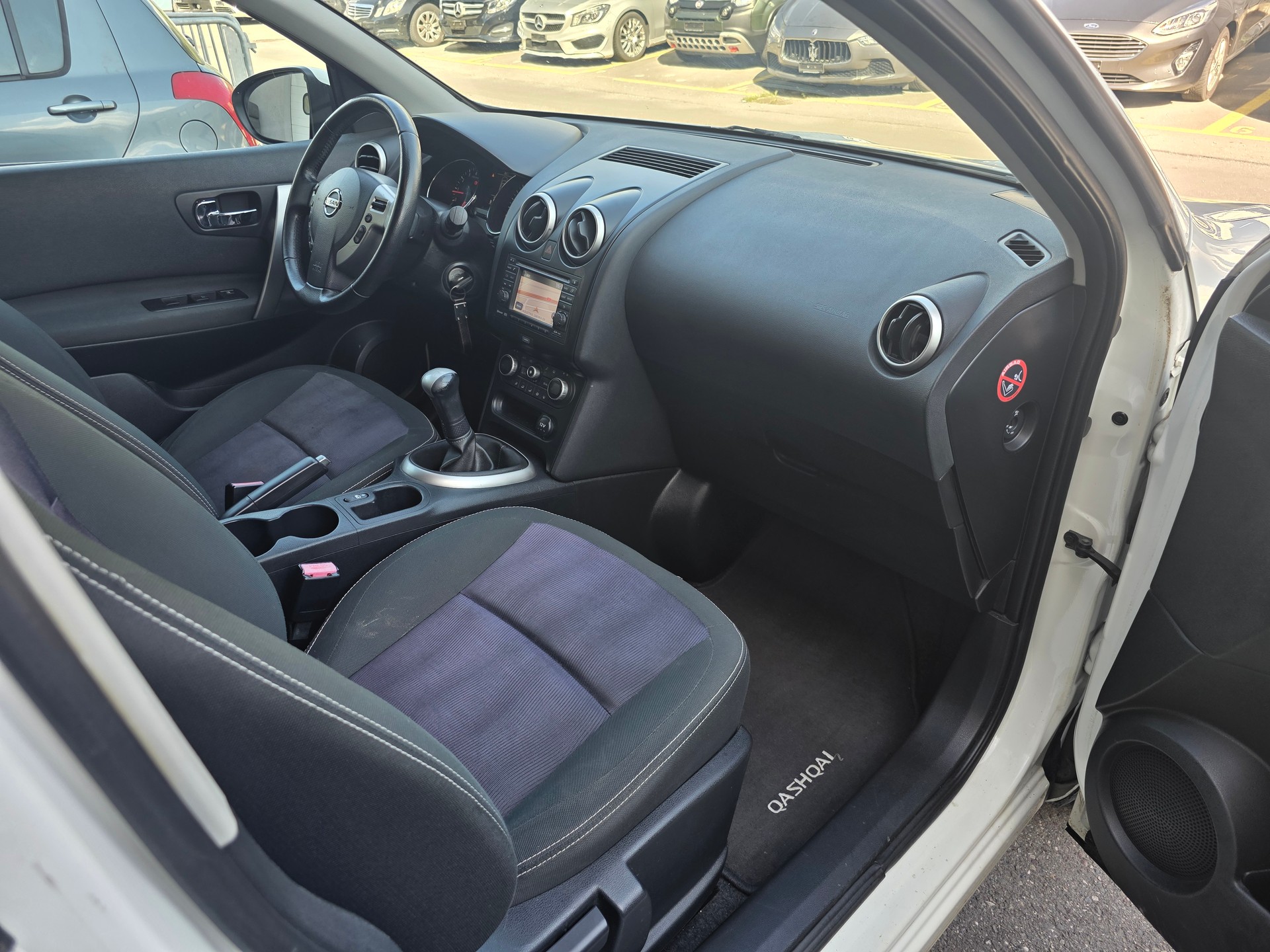 NISSAN Qashqai 1.6 acenta-image-6