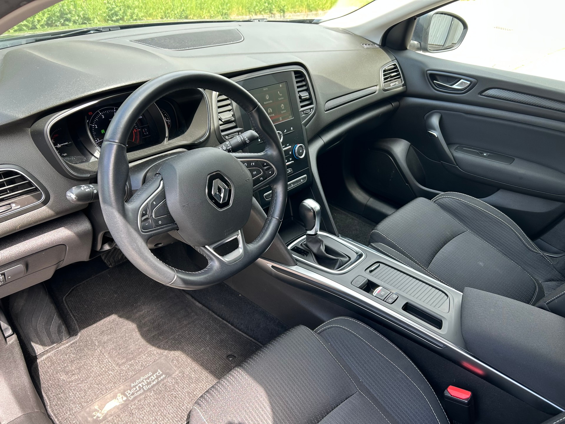 RENAULT 1.3 TCe 140 GT Line EDC-image-4