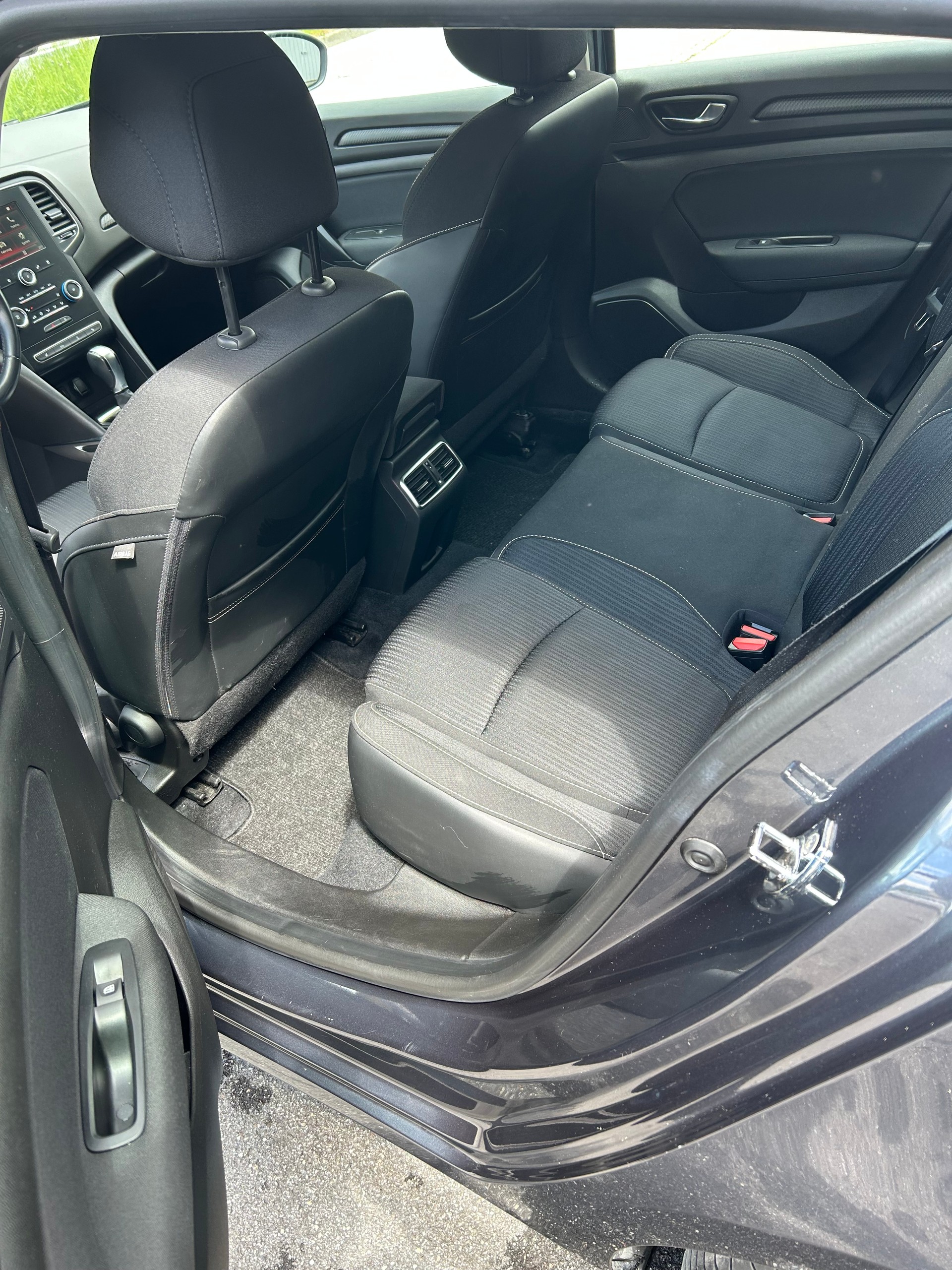 RENAULT 1.3 TCe 140 GT Line EDC-image-5