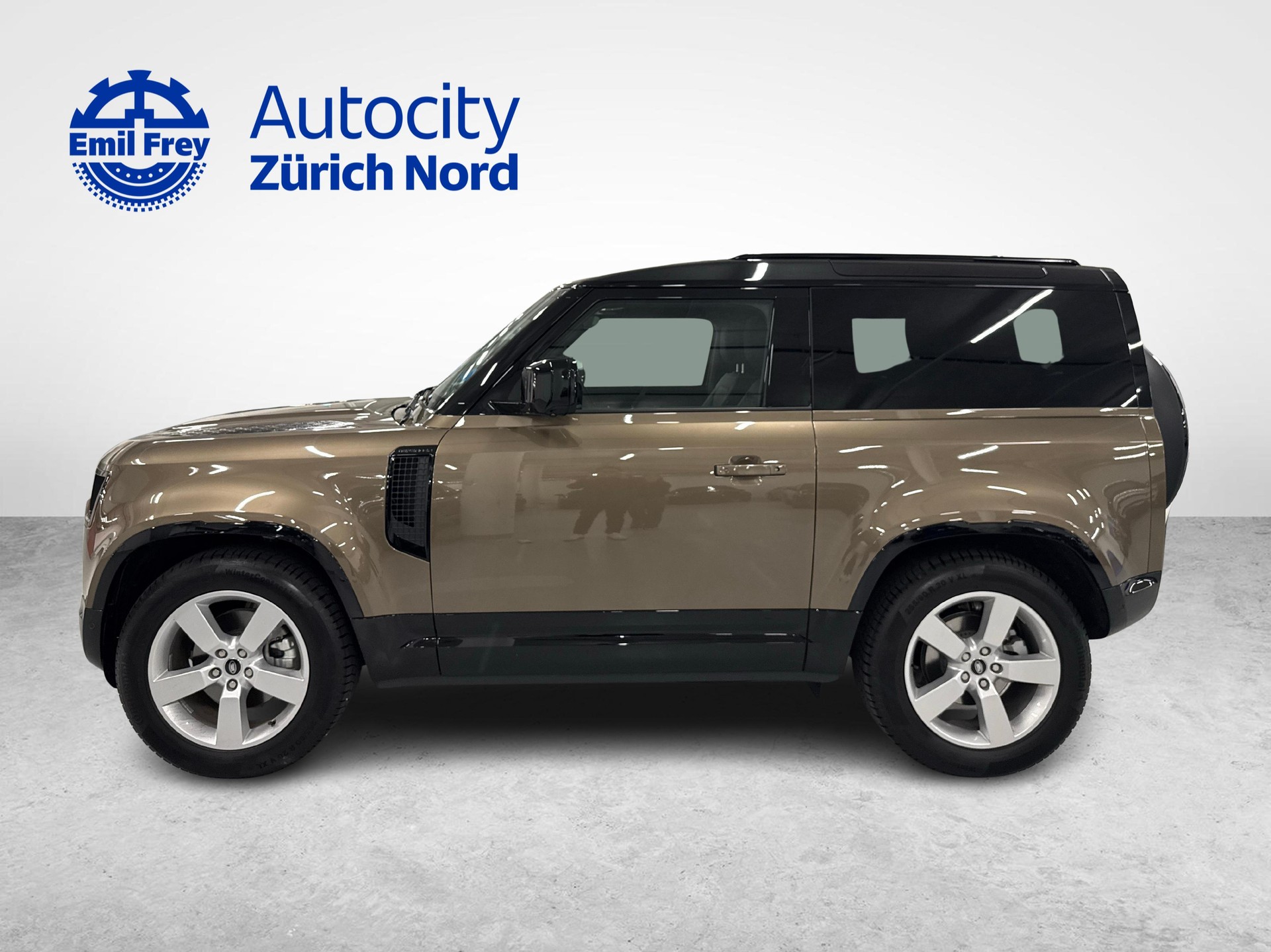 LAND ROVER Defender 90 3.0 D I6 250 X-Dynamic SE-image-1