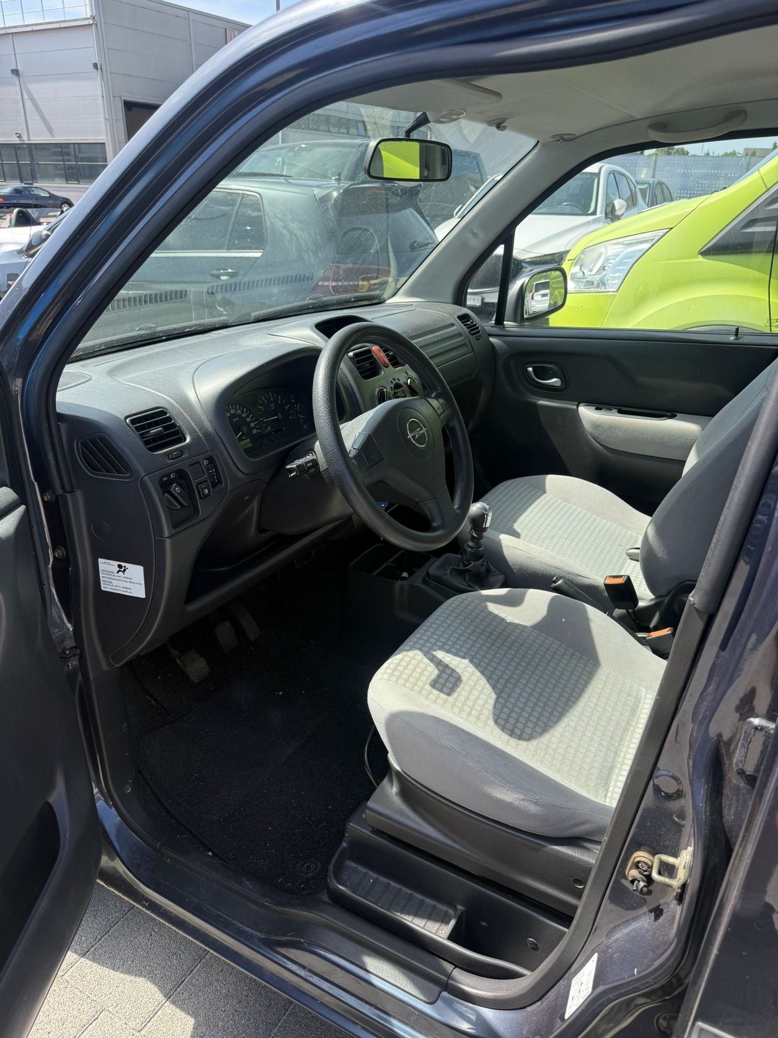 OPEL Agila 1.2 TP Cosmo-image-12