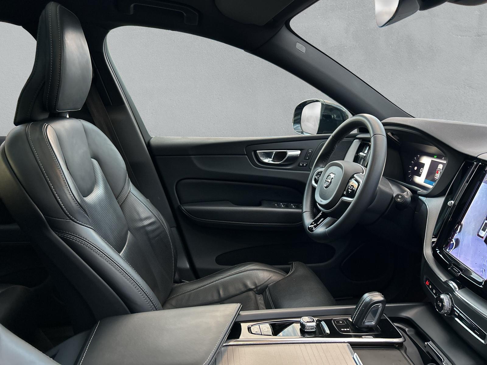 VOLVO XC60 2.0 T6 TE R-Design eAWD (CH)-image-13
