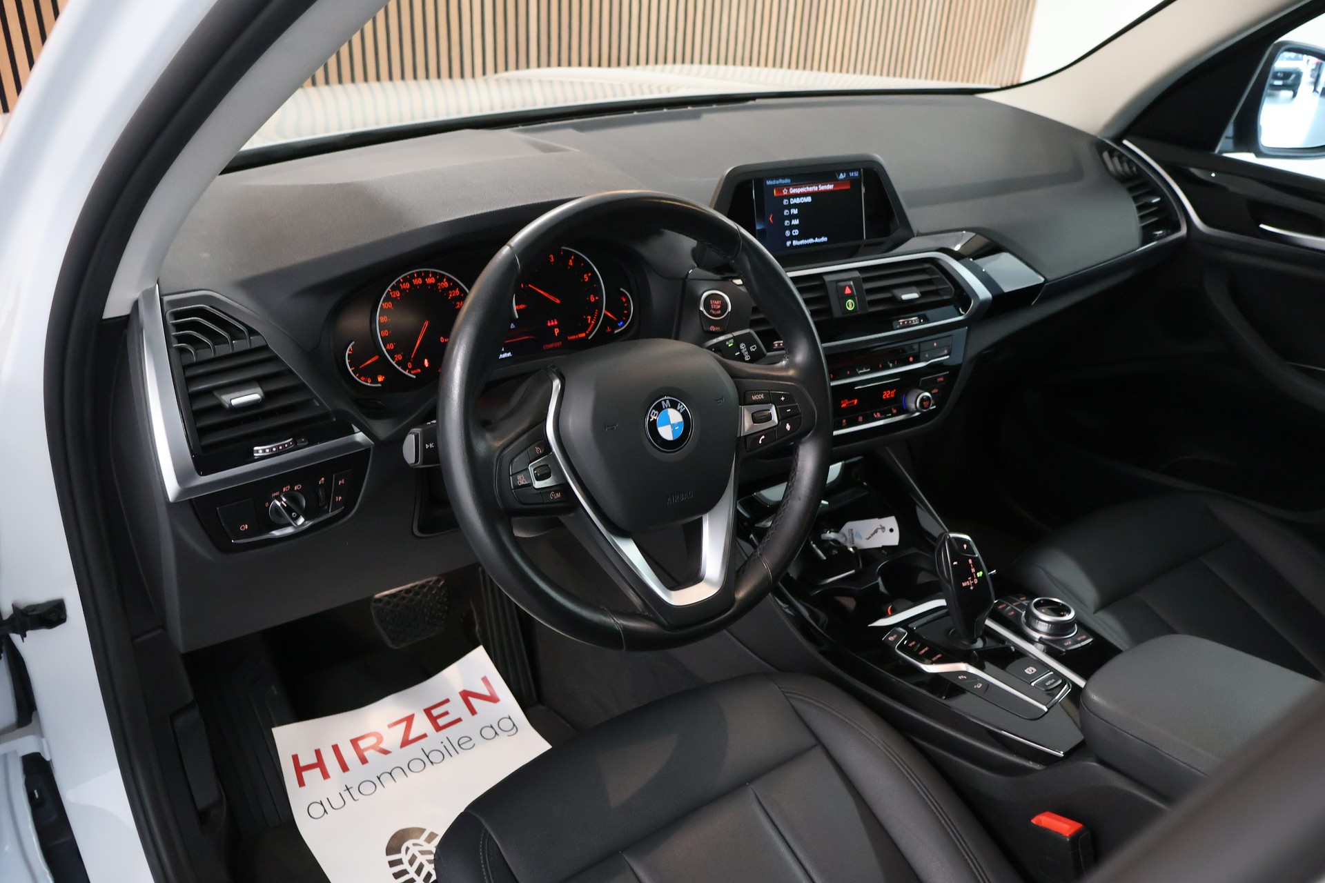 BMW X3 xDrive 30i Steptronic-image-9