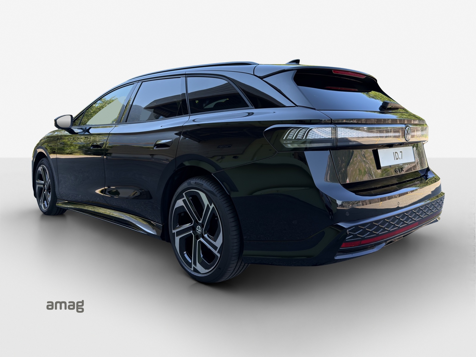 VW ID.7 Tourer GTX 86 kWh GTX 4 Motion-image-2